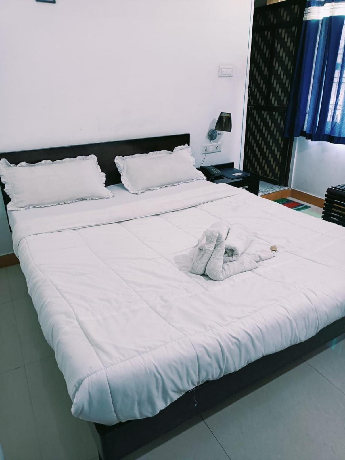 Deluxe Queen Room - Photo 1