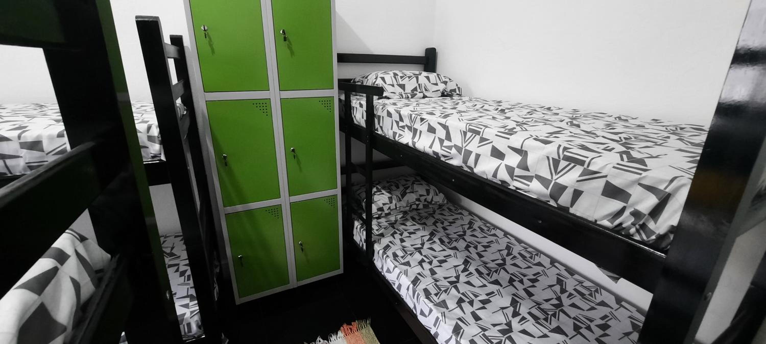 6-Bed Male Dormitory Room photo 3