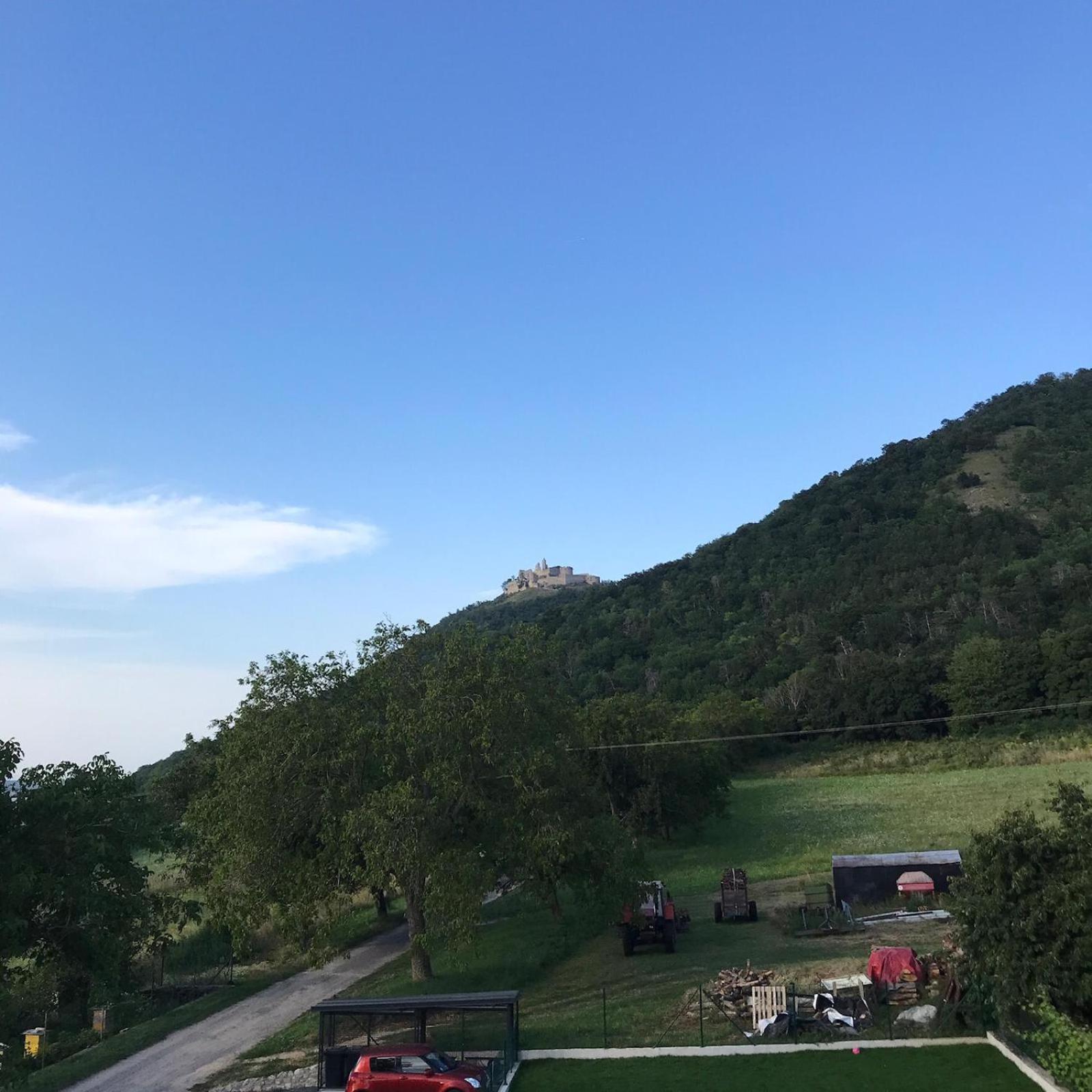 Studio with Mountain View - Photo 2