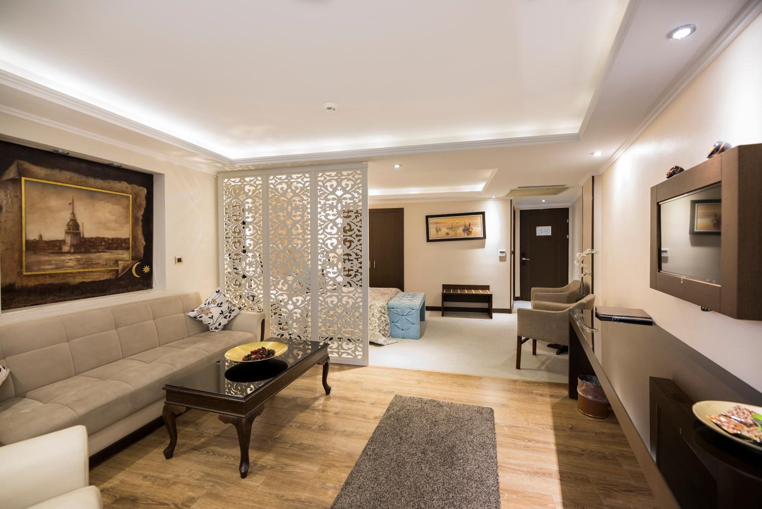 Standard Suite - Photo 5