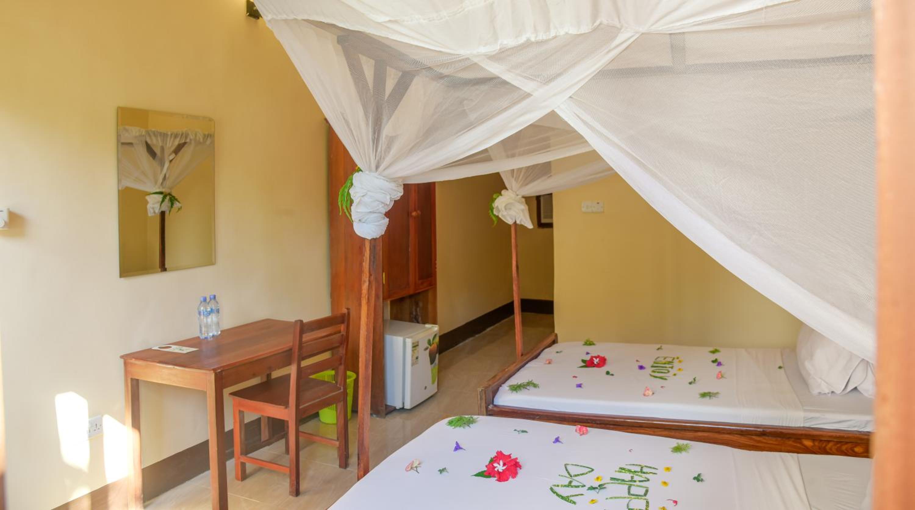 Twin Room with Sea View photo 1