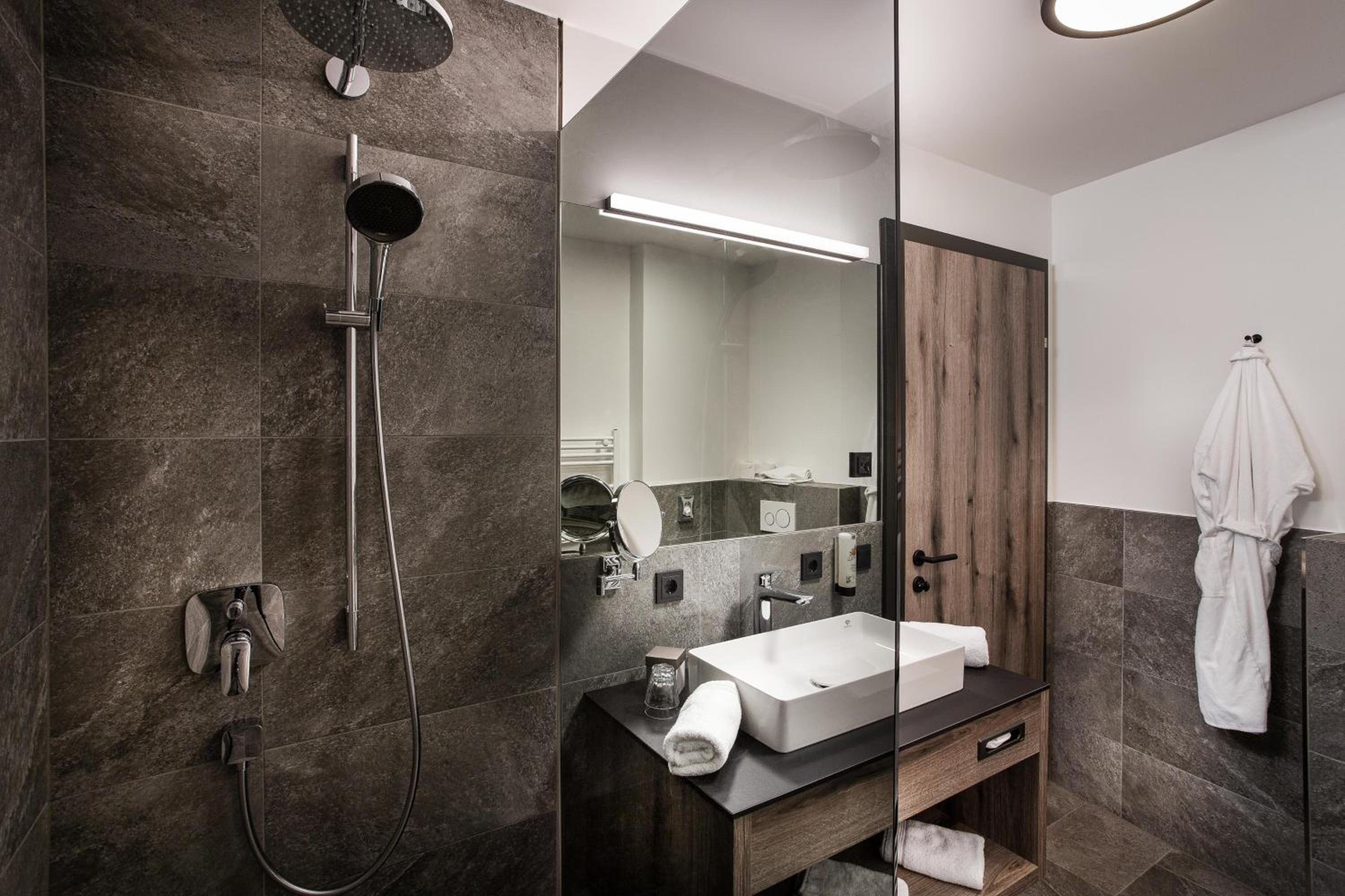 Deluxe Double Room - Photo 2