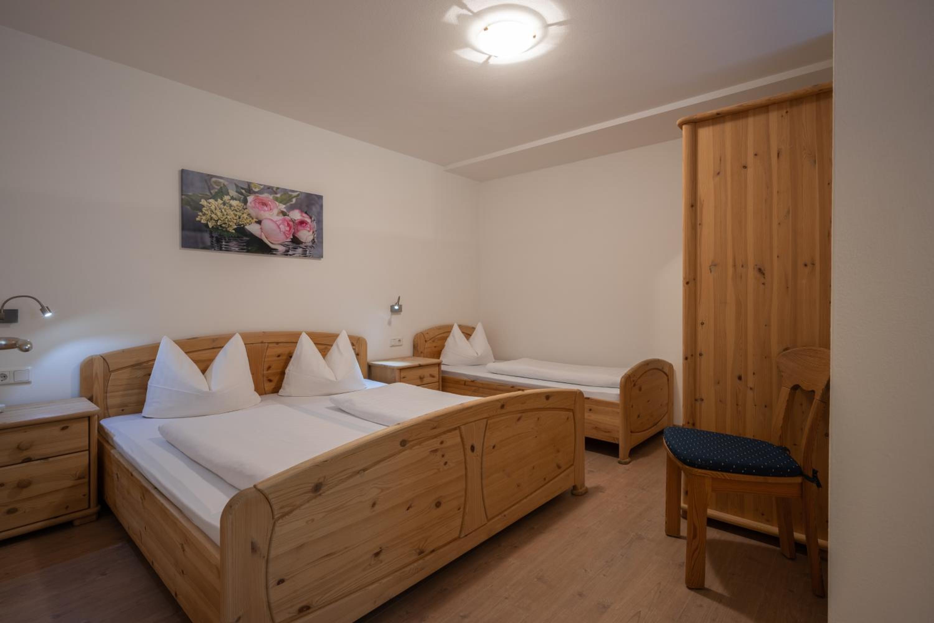 Two-Bedroom Apartment (7 Adults)