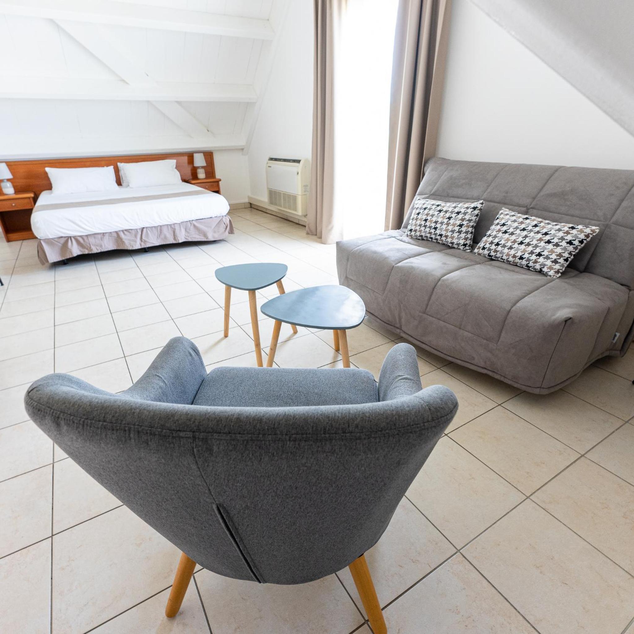 Apartment - Split Level
