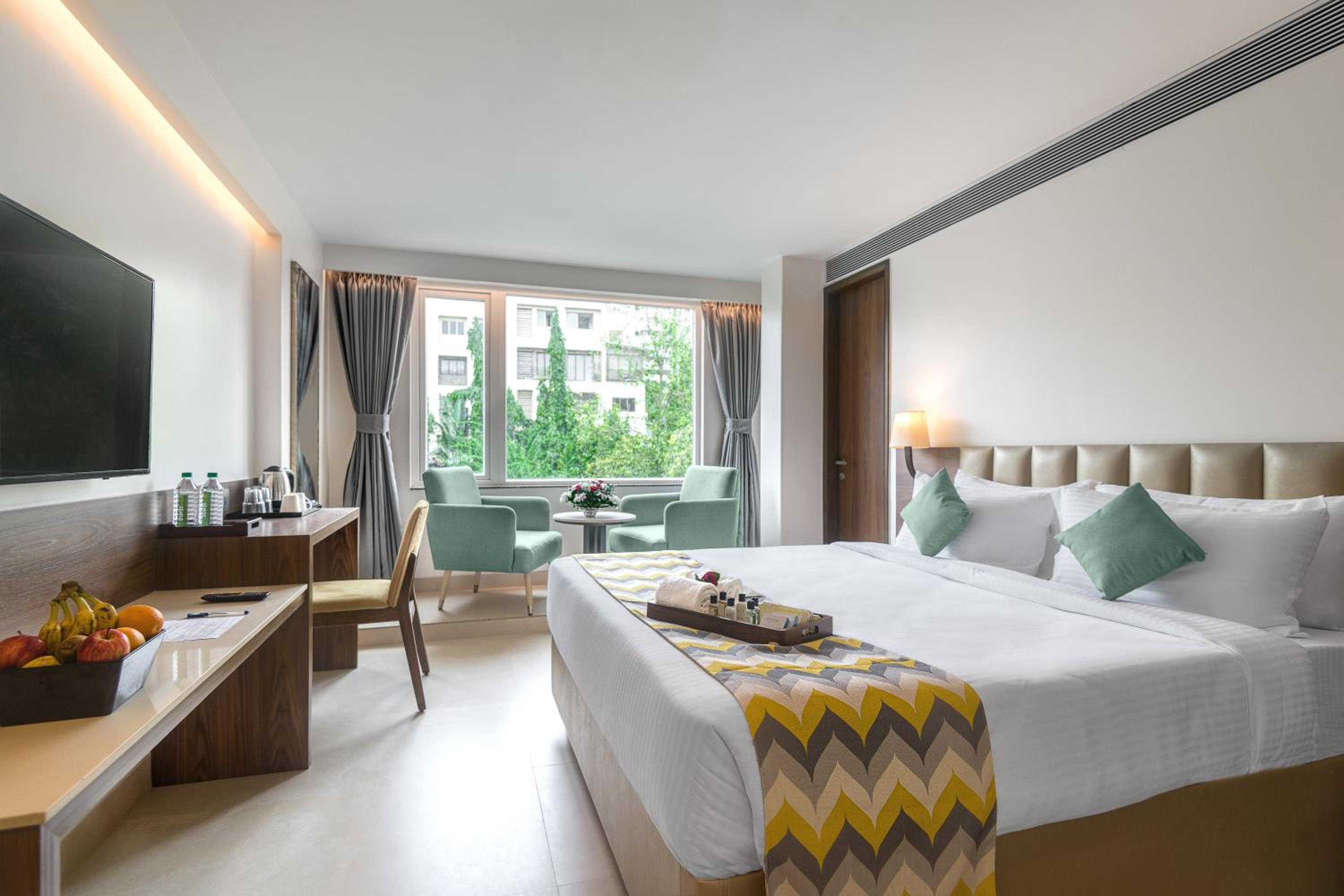 Deluxe Room - Photo 3