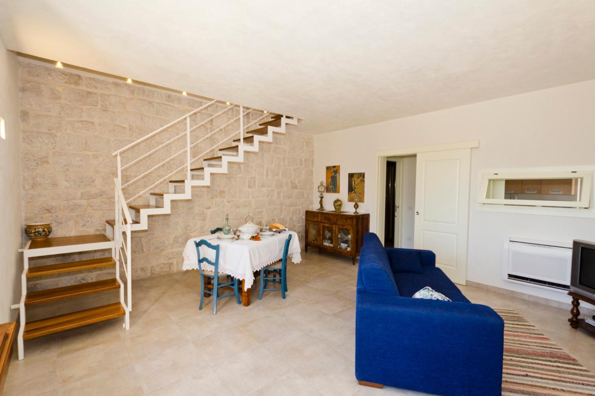Two-Bedroom Deluxe Apartment With Garden View