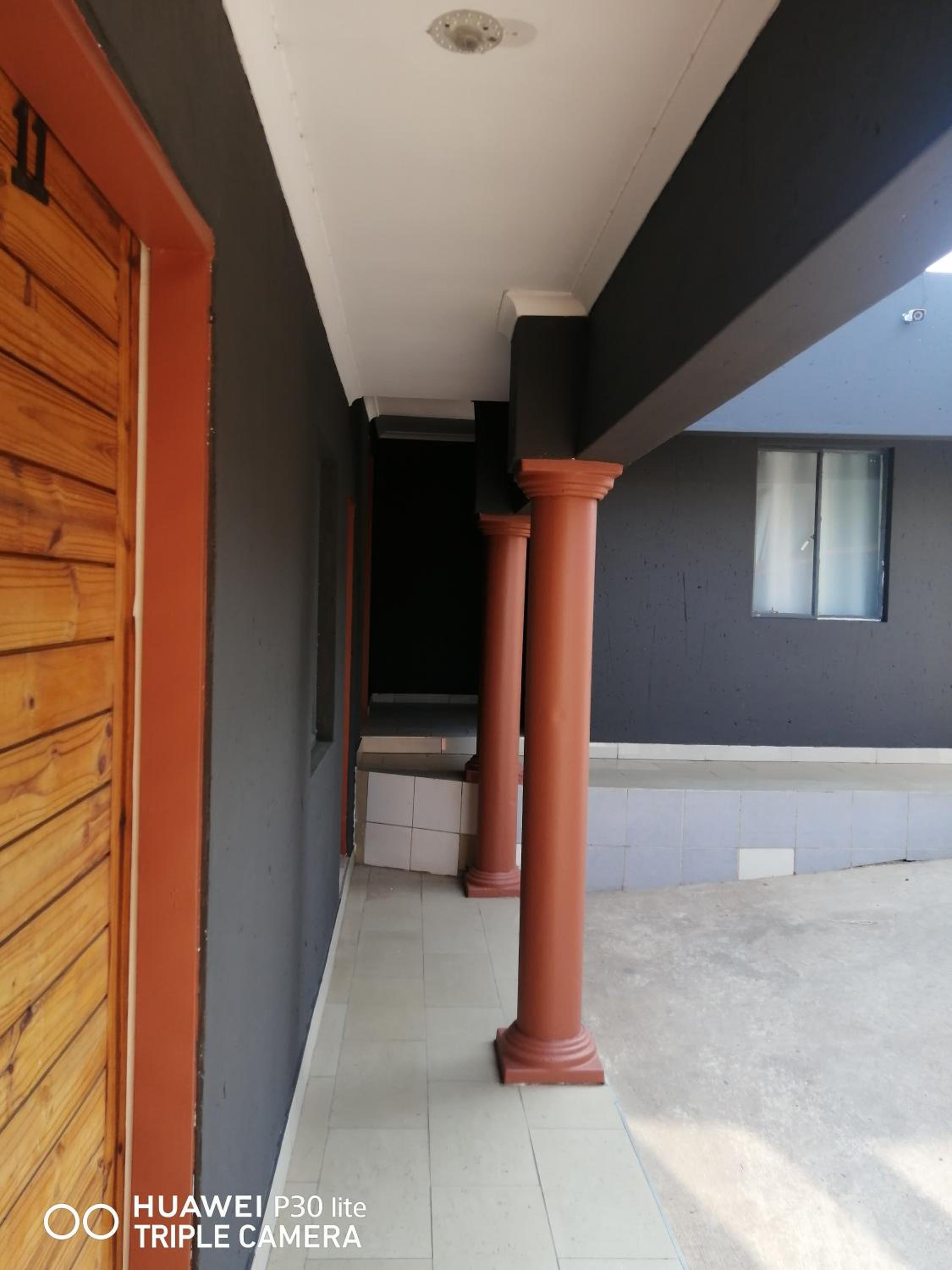 Double Room - Photo 2