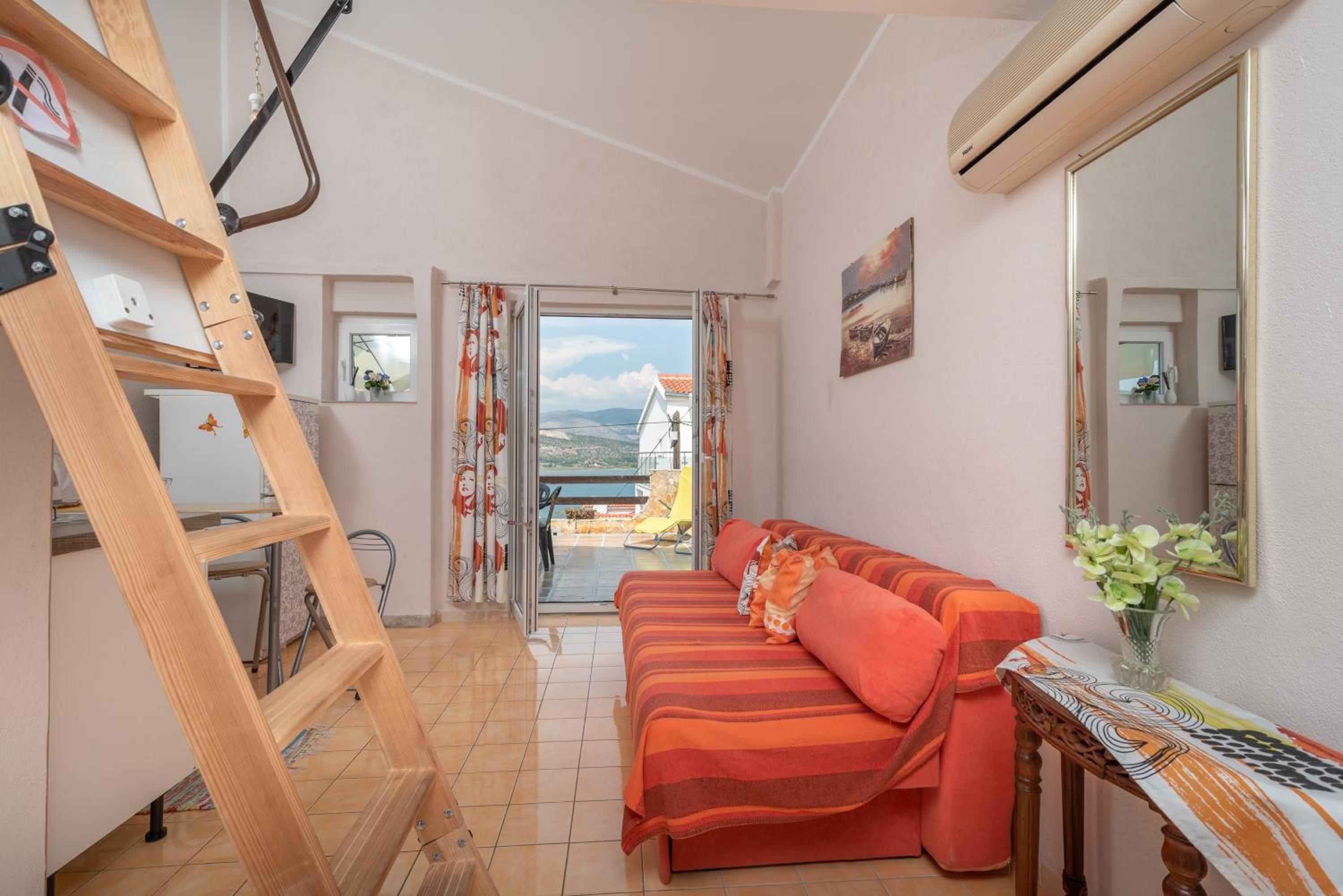 Apartment with Sea View