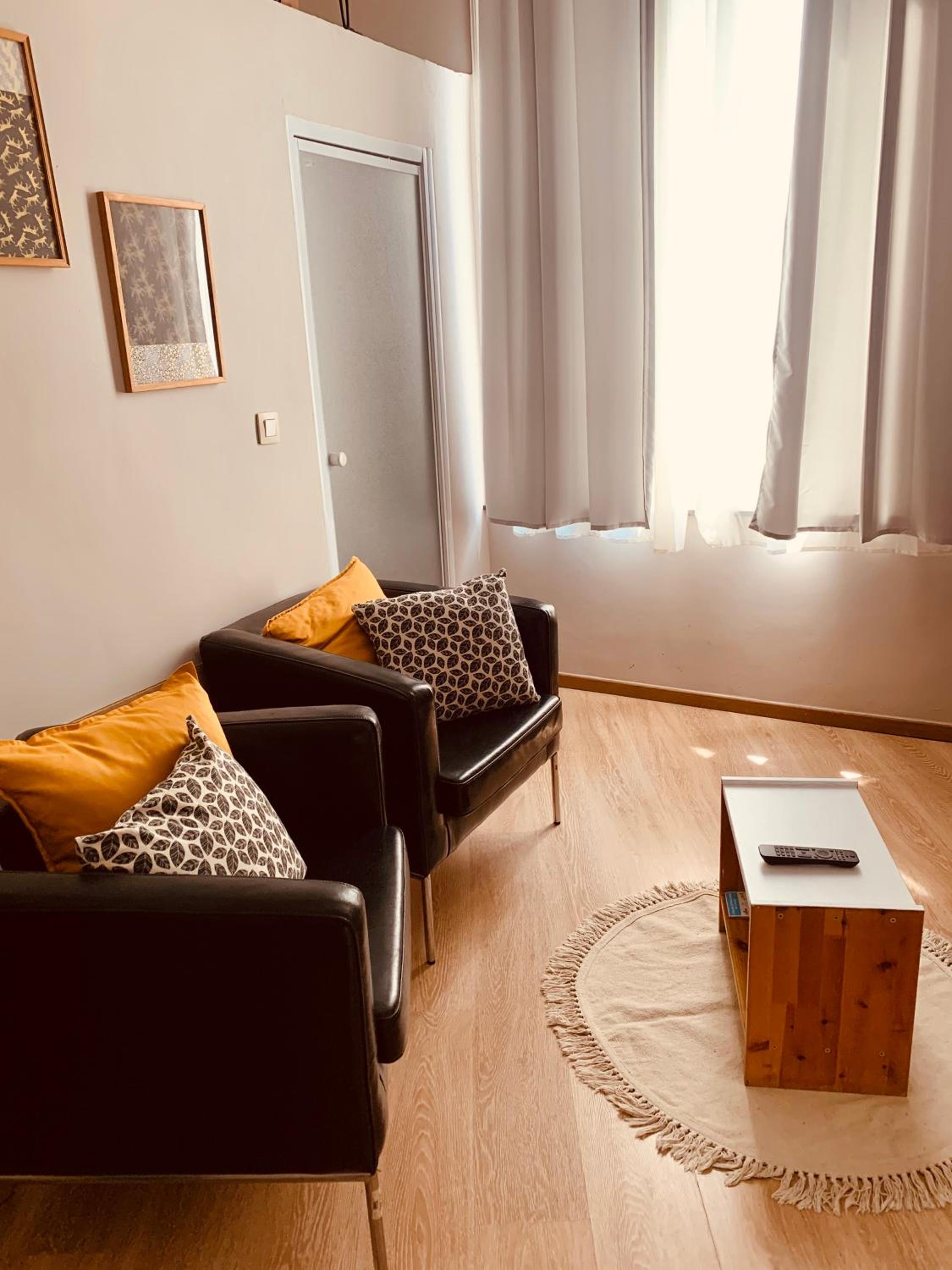 Double Room - Photo 4