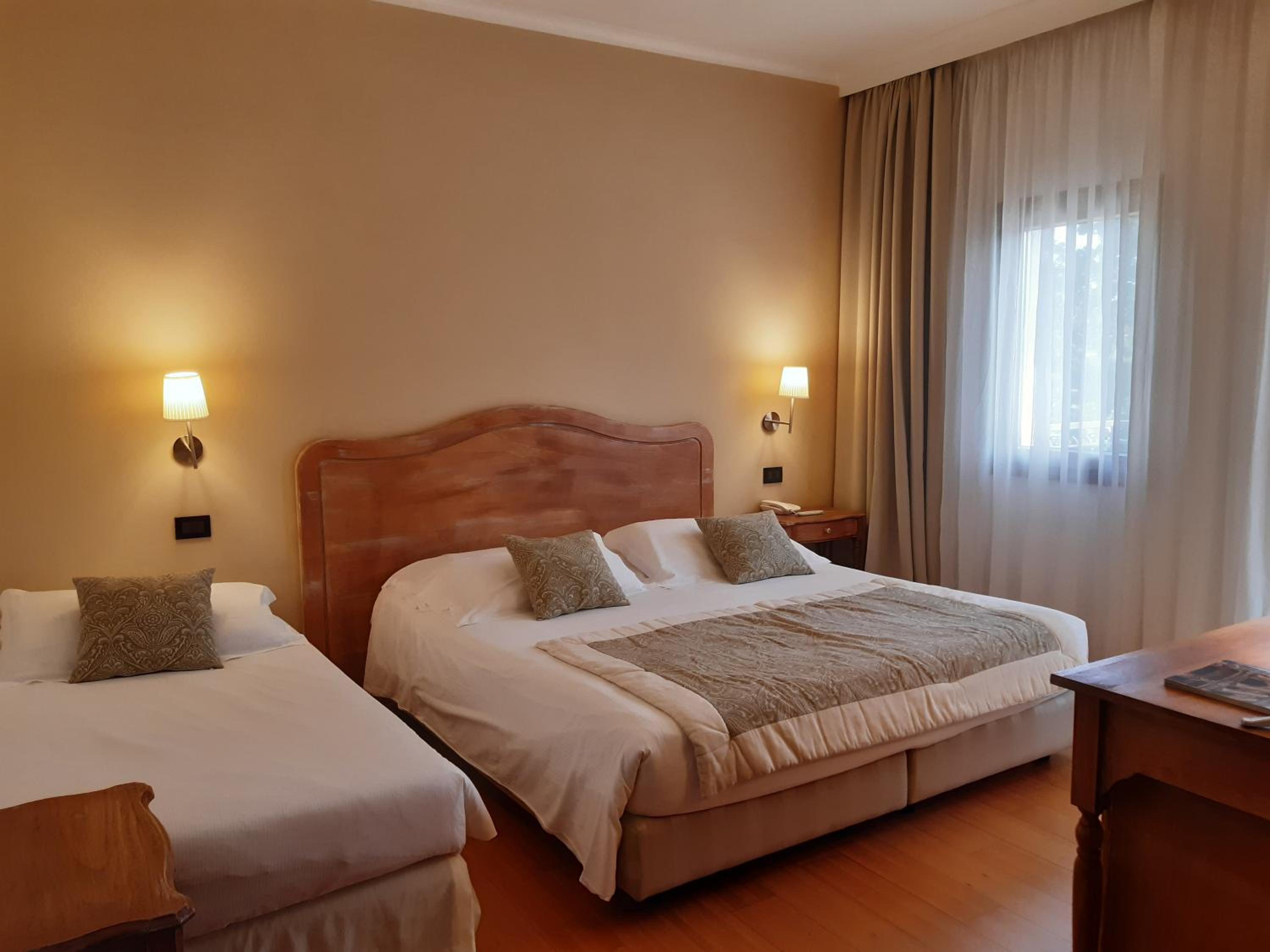 Standard Triple Room - Photo 3