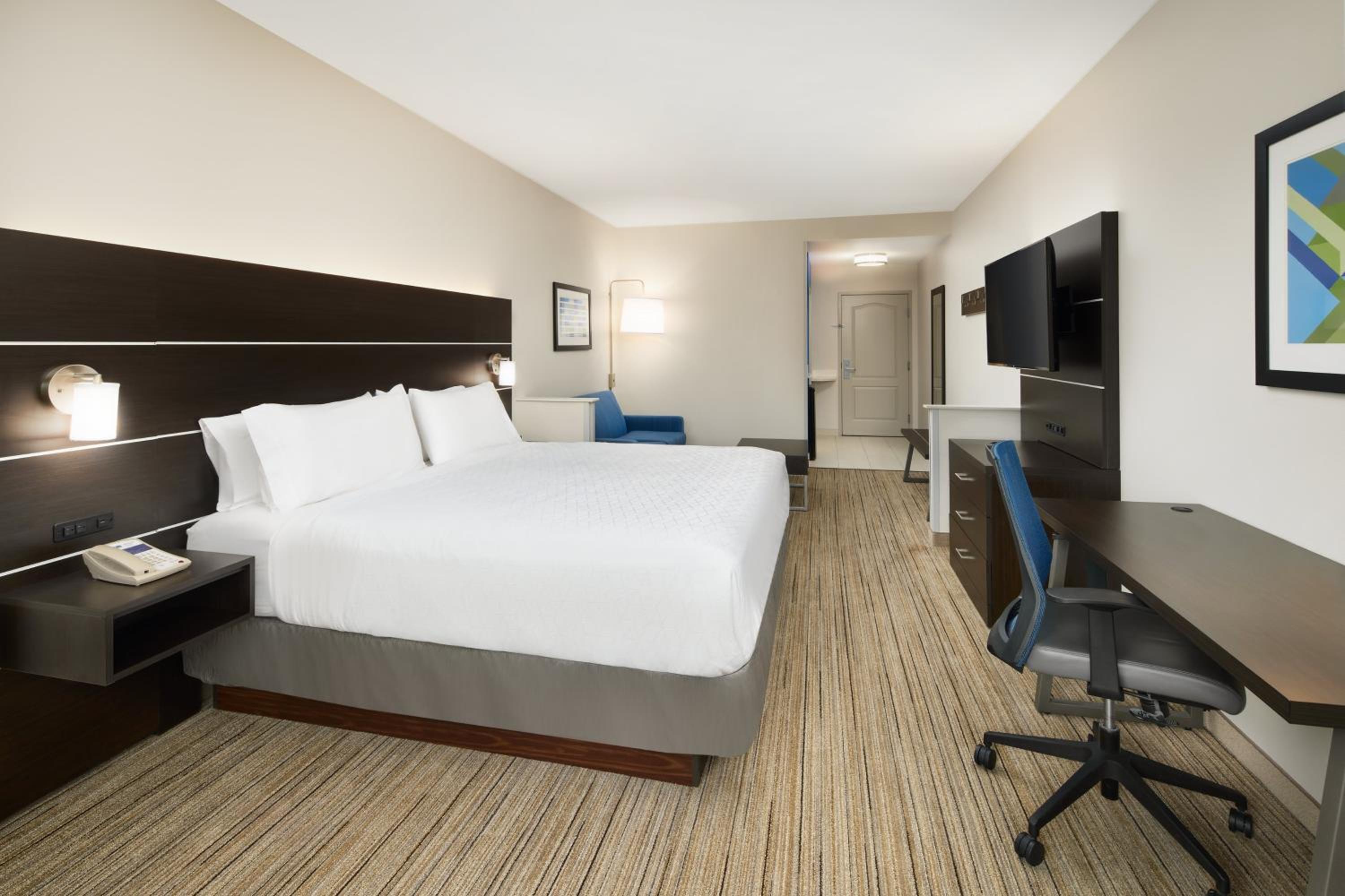King Suite with Sofa Bed - Photo 1