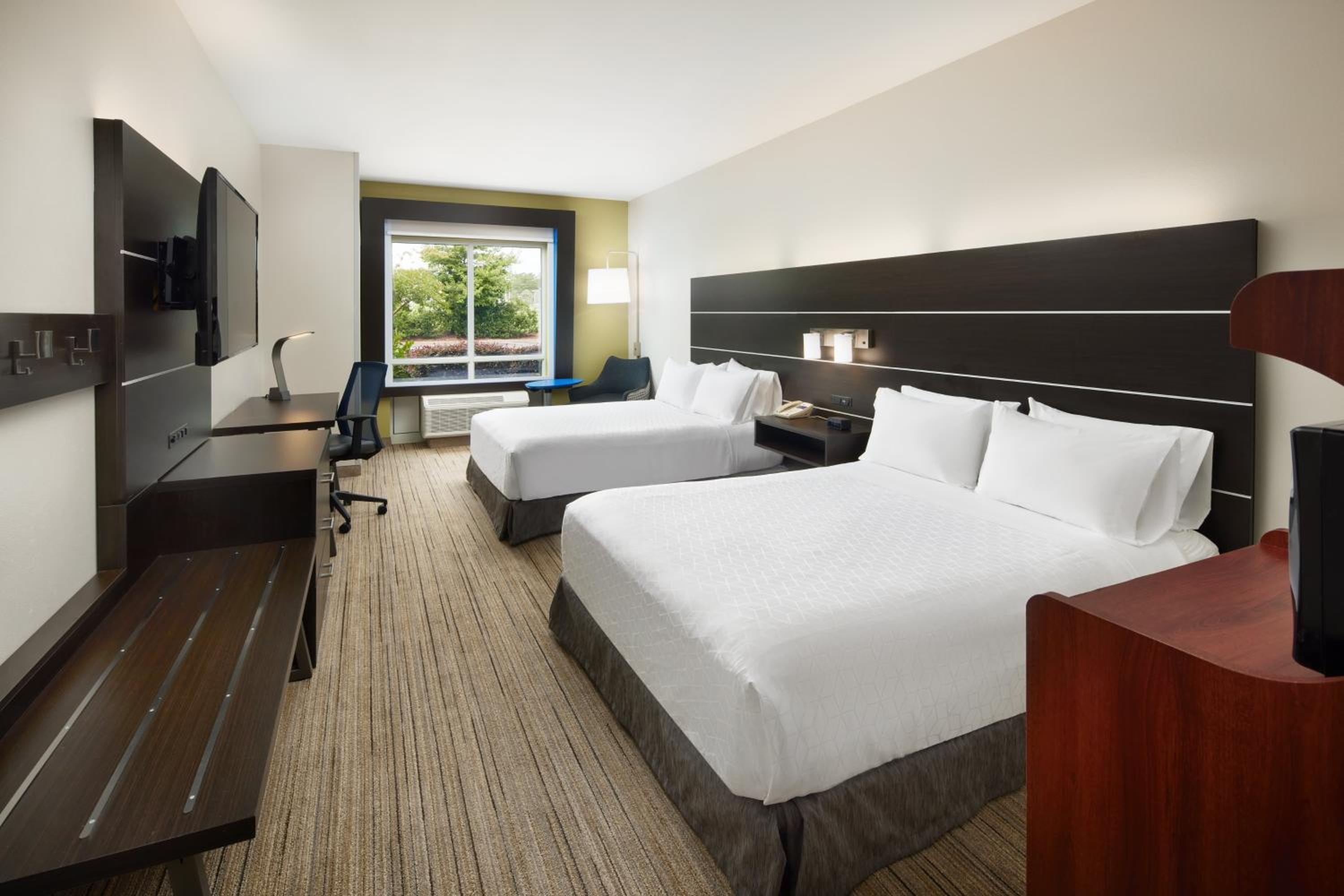 Queen Room with Two Queen Beds and Mobility Accessible Roll-In Shower - Photo 3