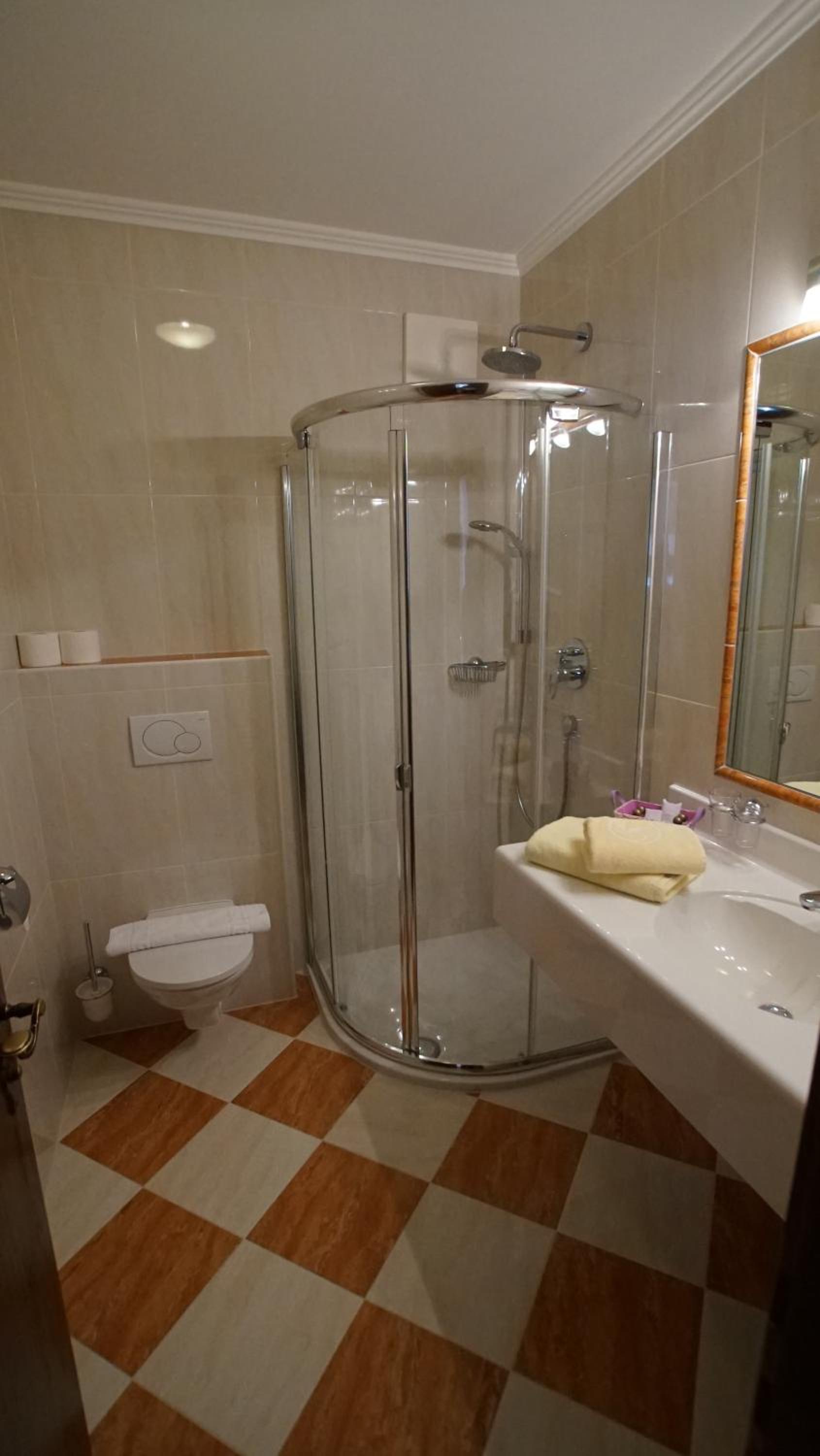 Comfort Quadruple Room - Photo 6