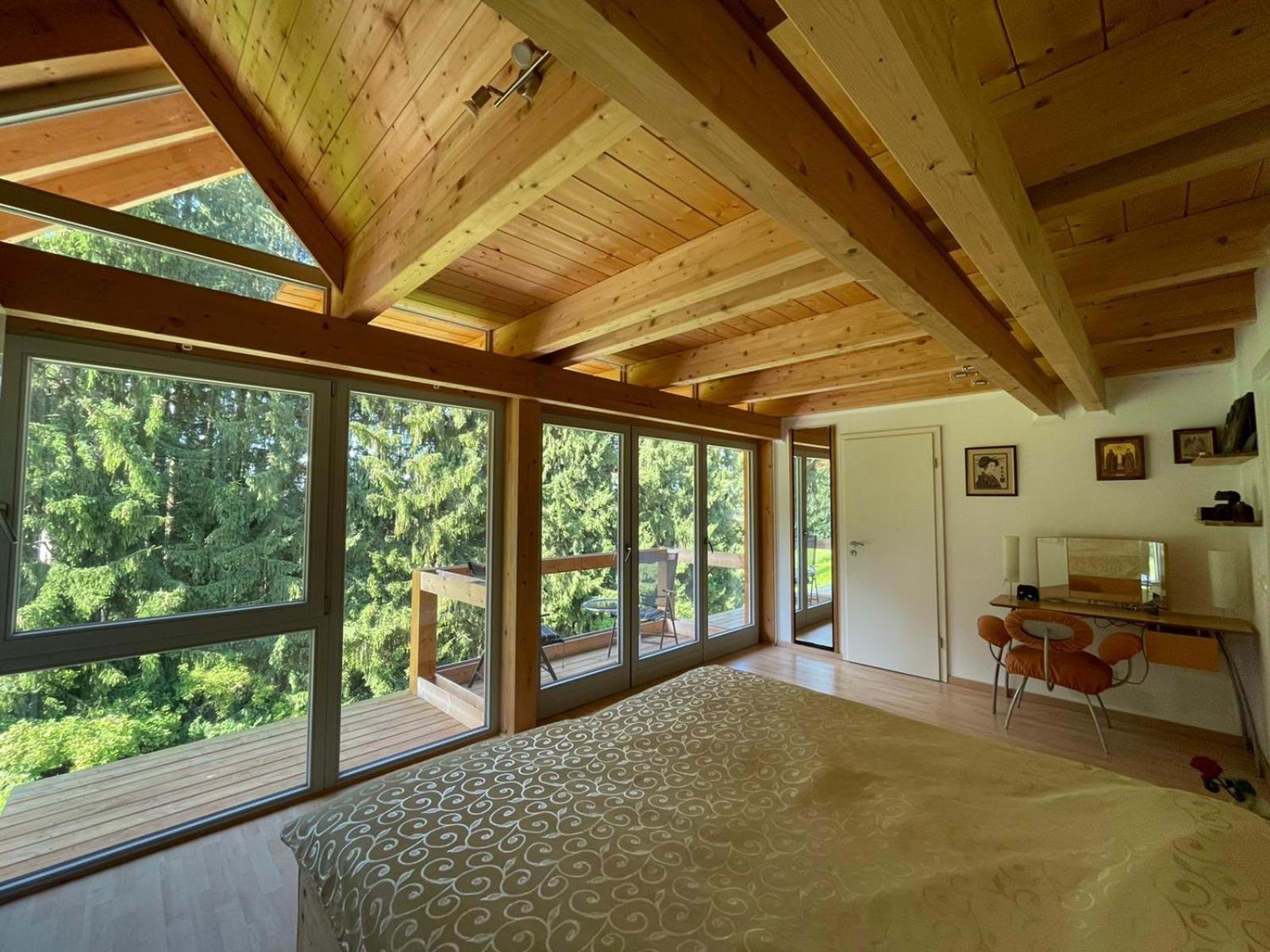 Two-Bedroom House - Photo 2