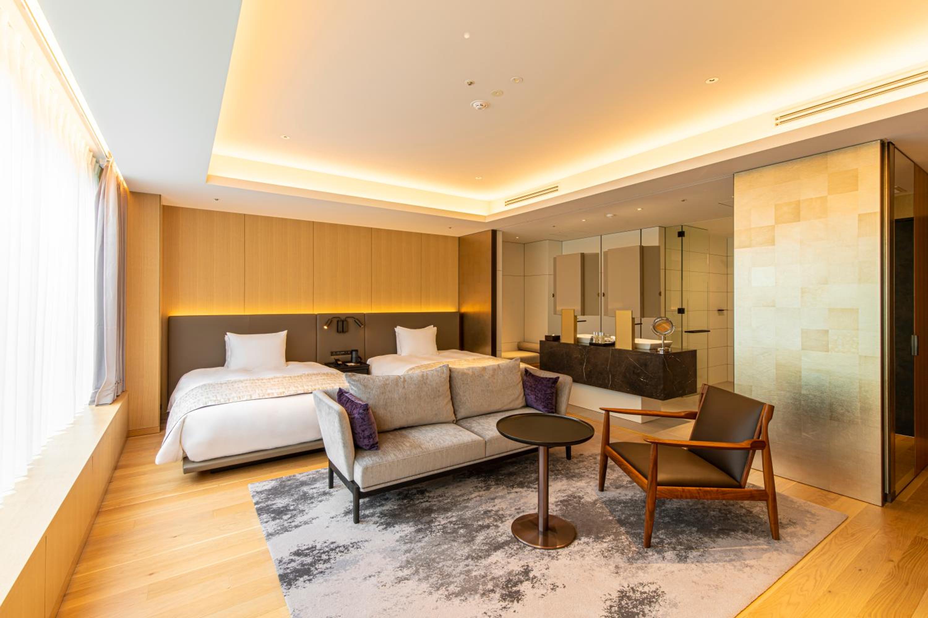 Premium Twin Room with Free Lounge Access - Photo 1