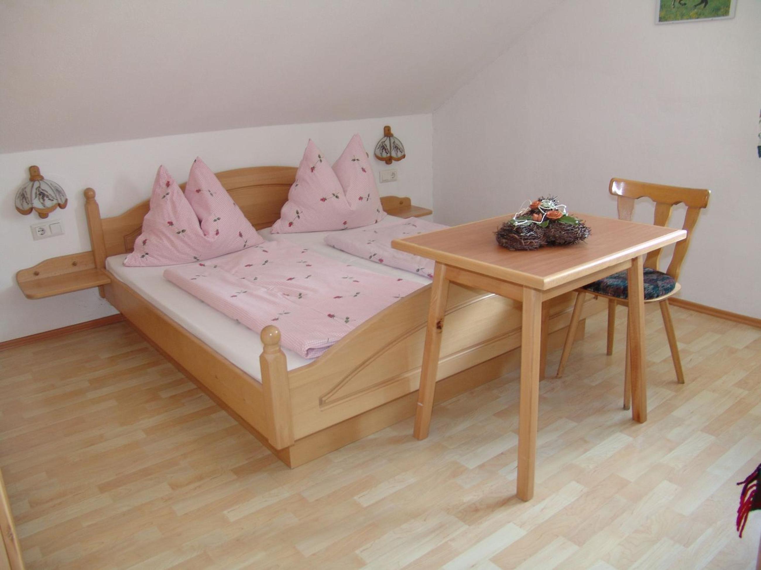 Deluxe Room (2 Adults + 1 Child) photo 2