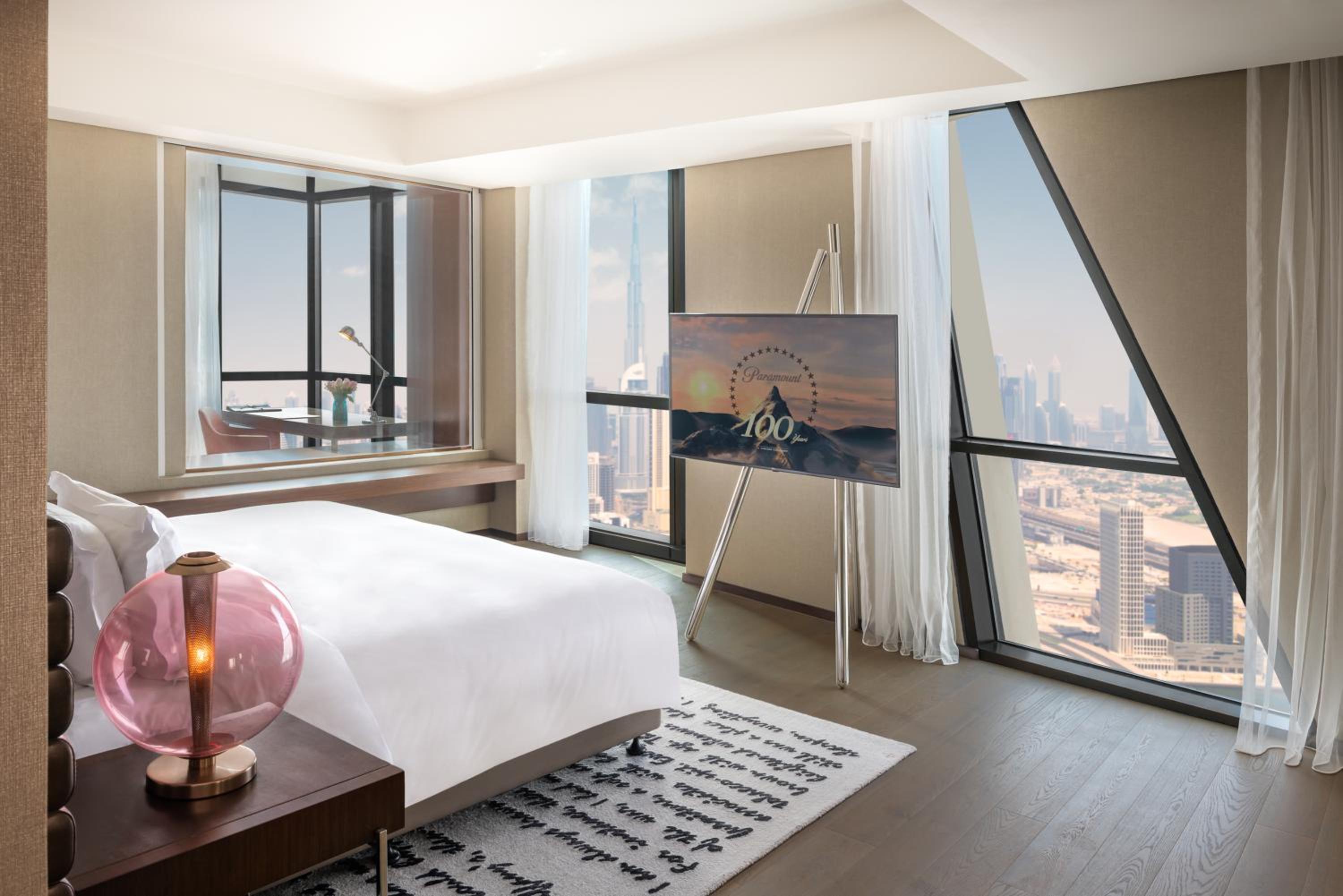 Paramount Suite photo 2