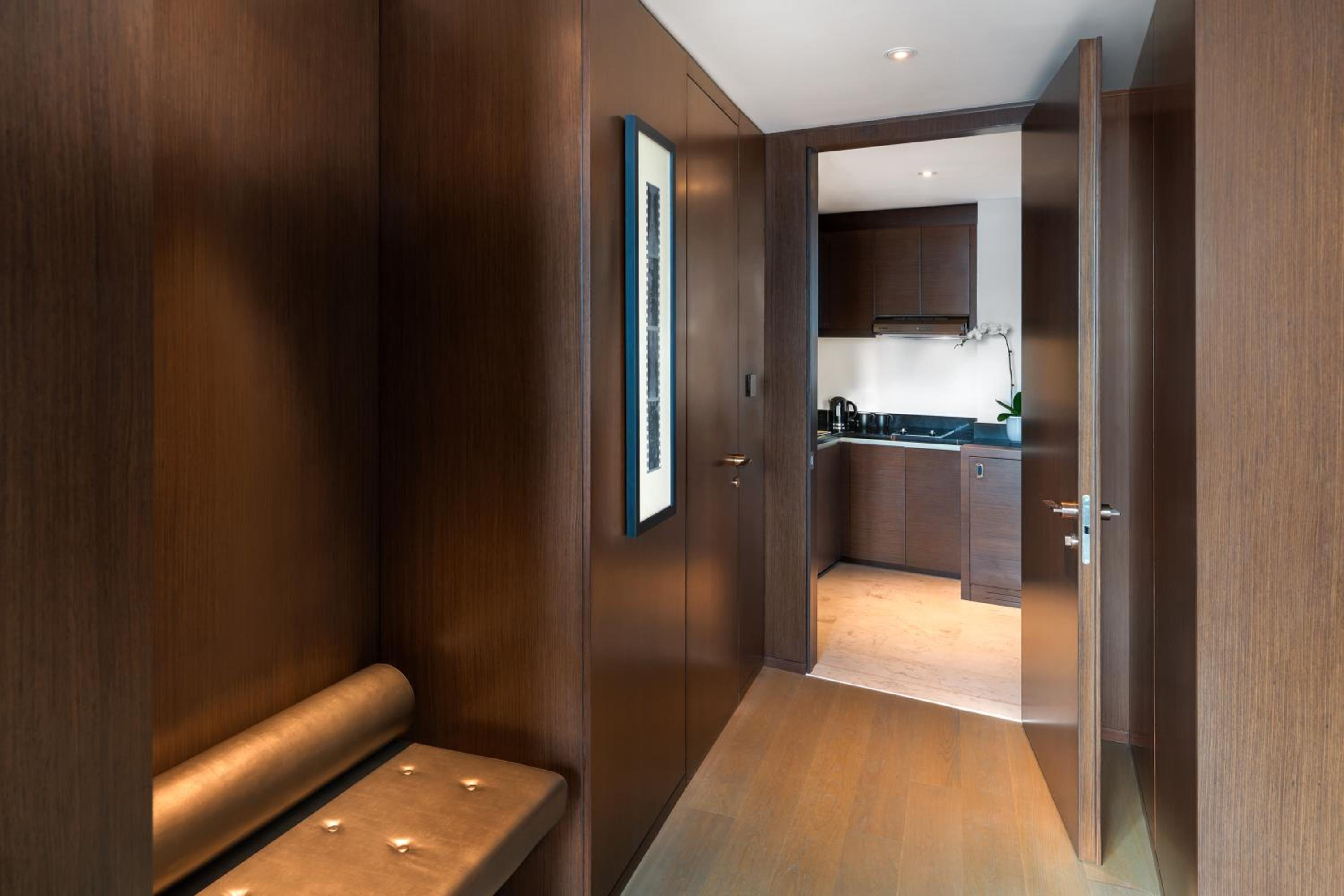 Paramount Suite photo 3