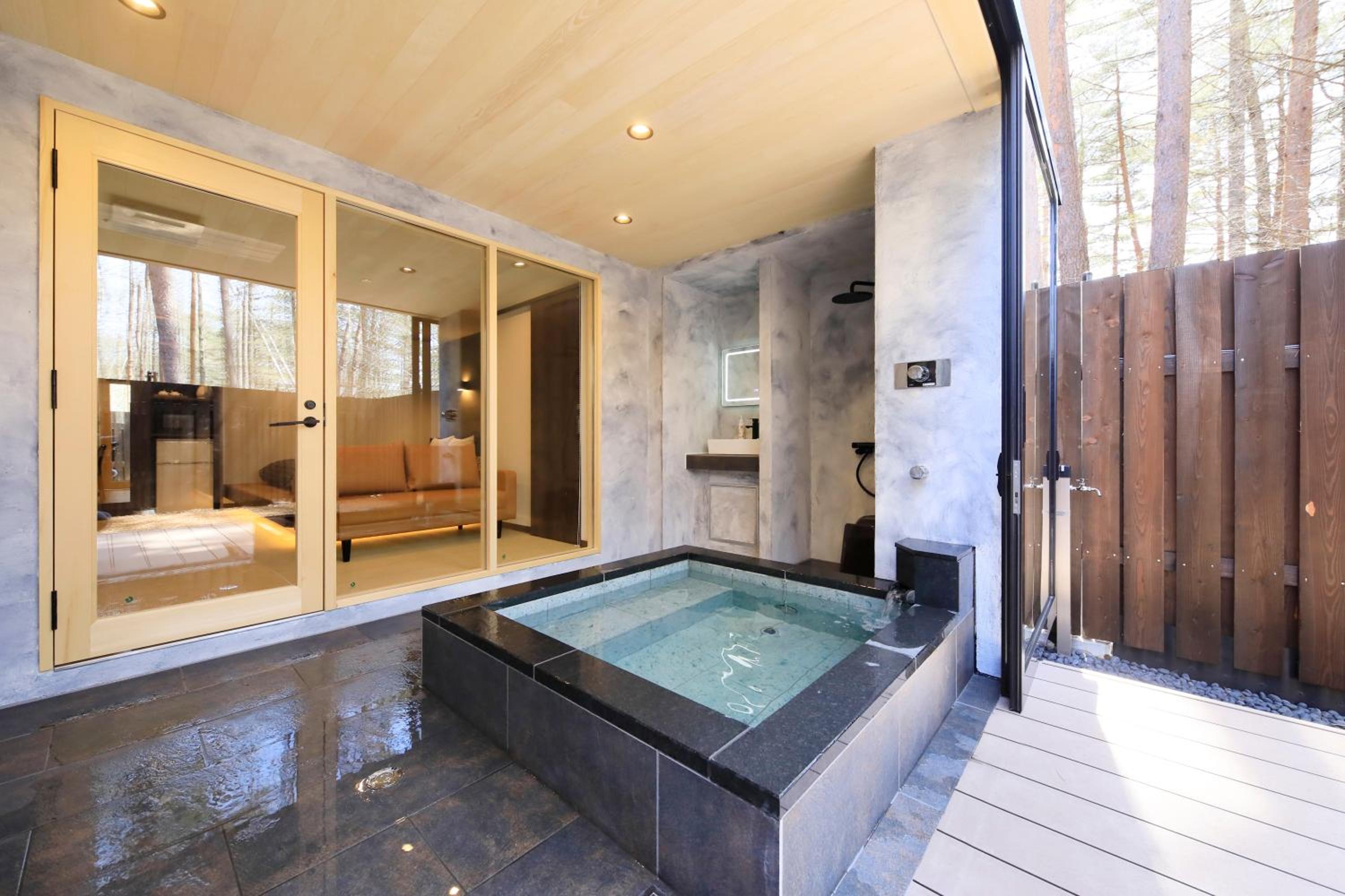 Superior Twin Room with Garden View photo 2