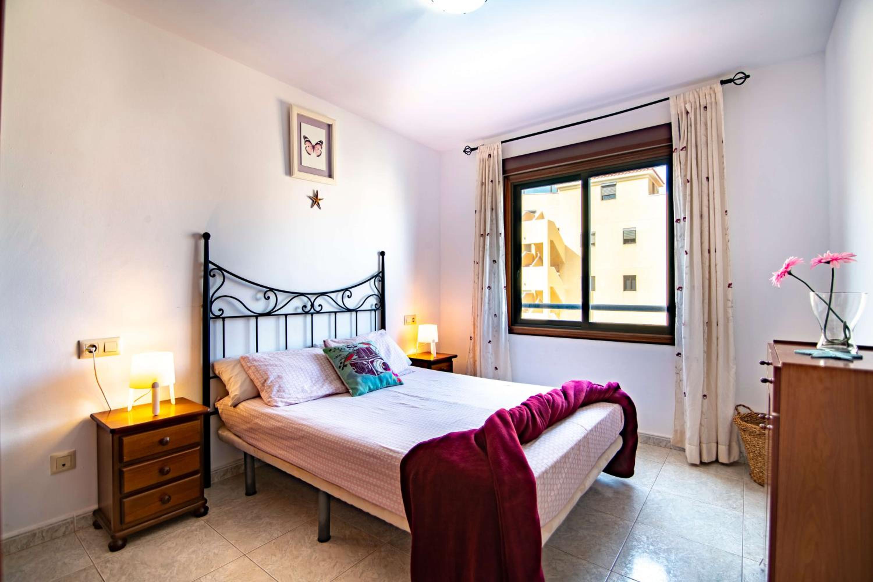 Apartamento con vista a la piscina