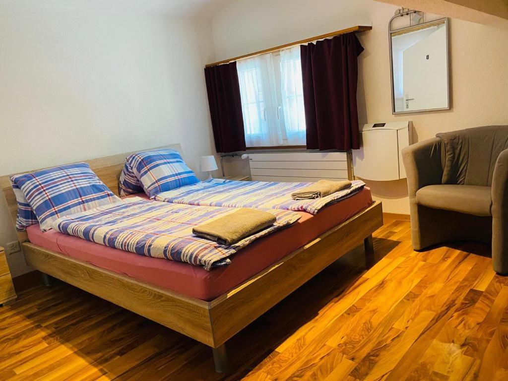 Apartment - Split Level - Photo 1