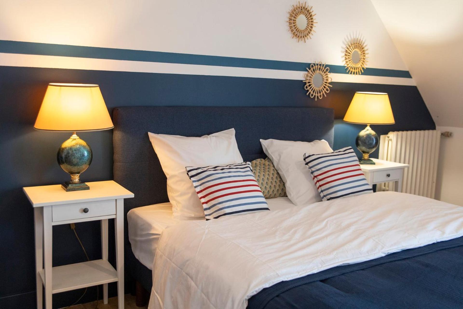 Deluxe Double Room with Balcony and Sea View - Photo 22