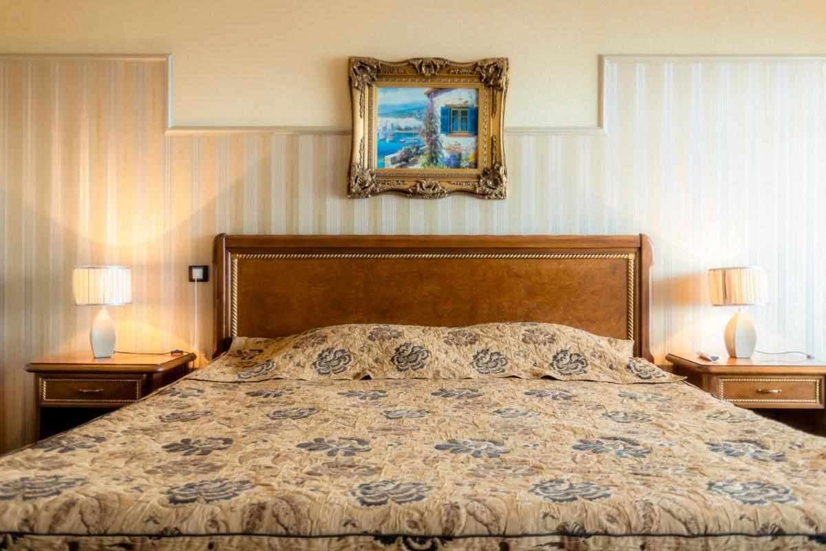 Double Room with Sea View - Photo 2