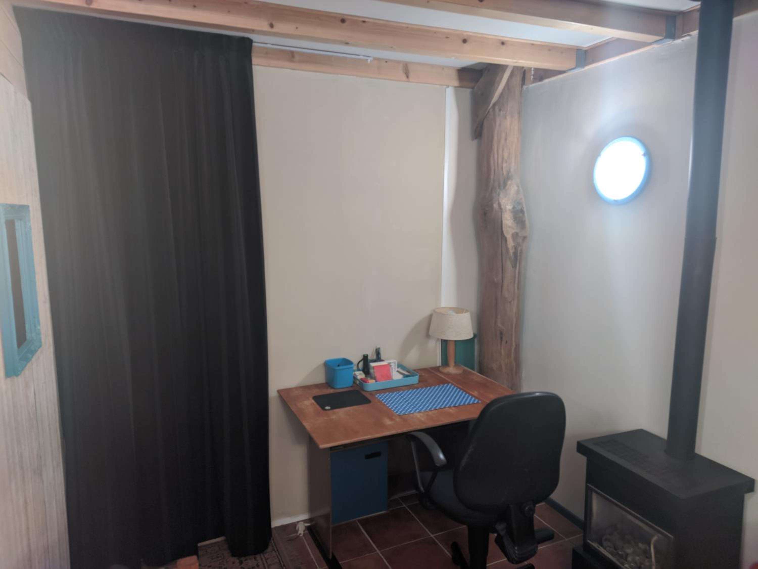 One-Bedroom Apartment - Photo 11