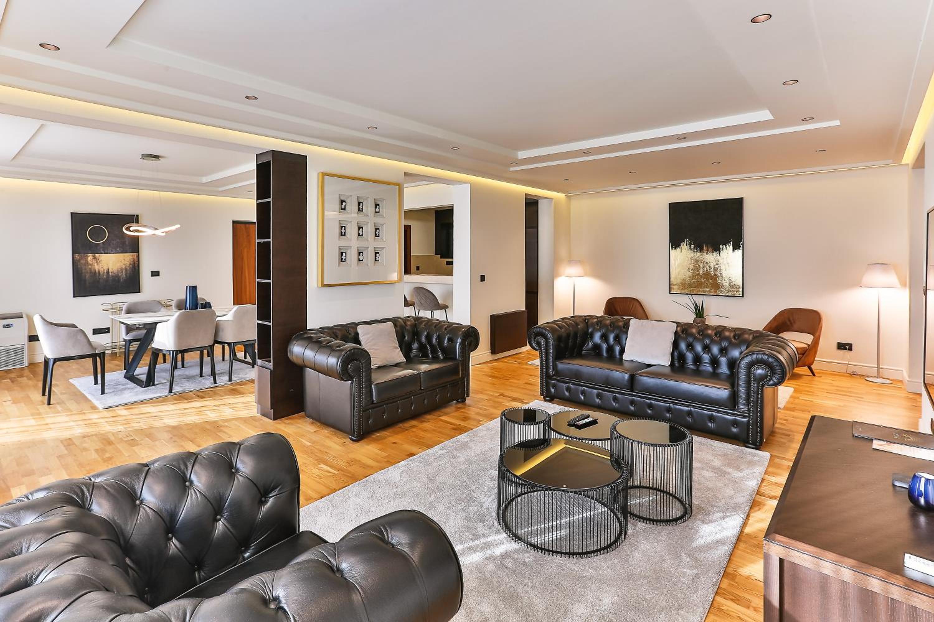 Executive Suite