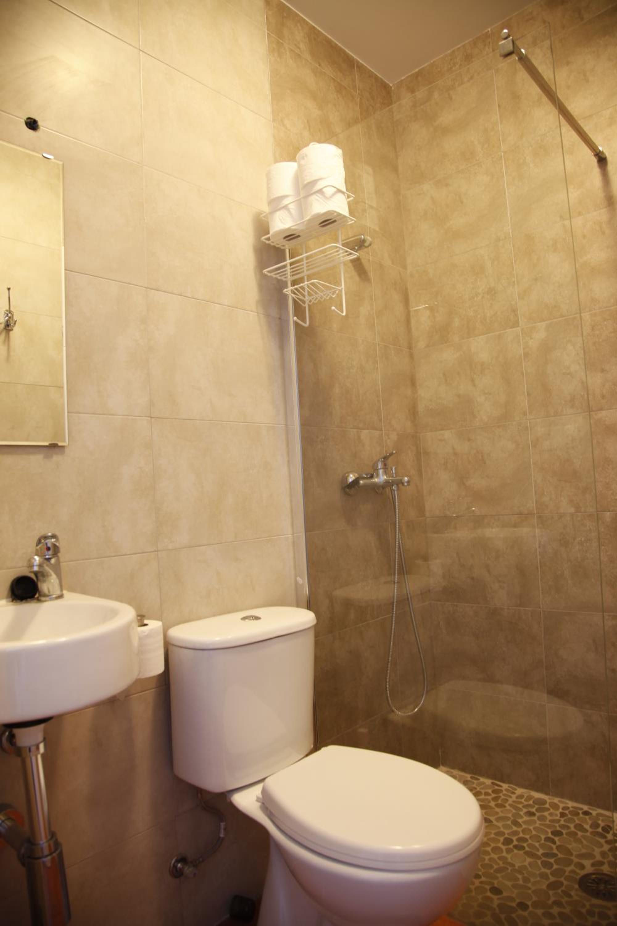 Apartment (4 Adults) photo 2