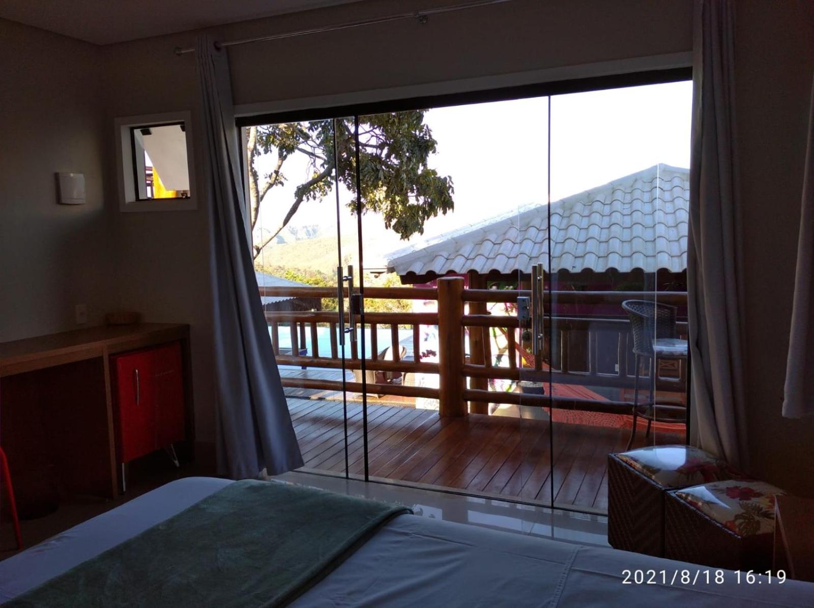 Suite with Balcony - Photo 2
