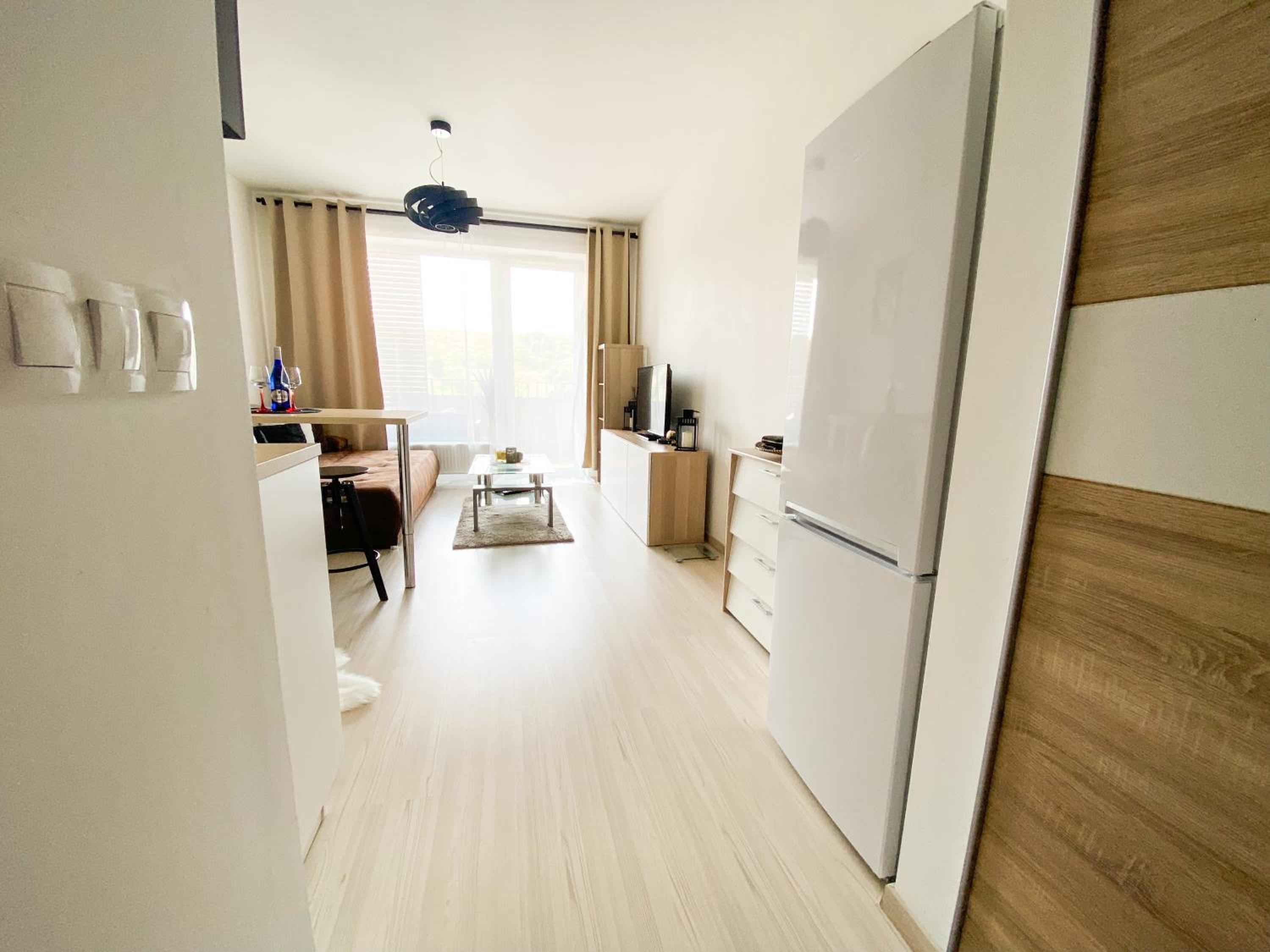 Studio Apartment - Photo 23