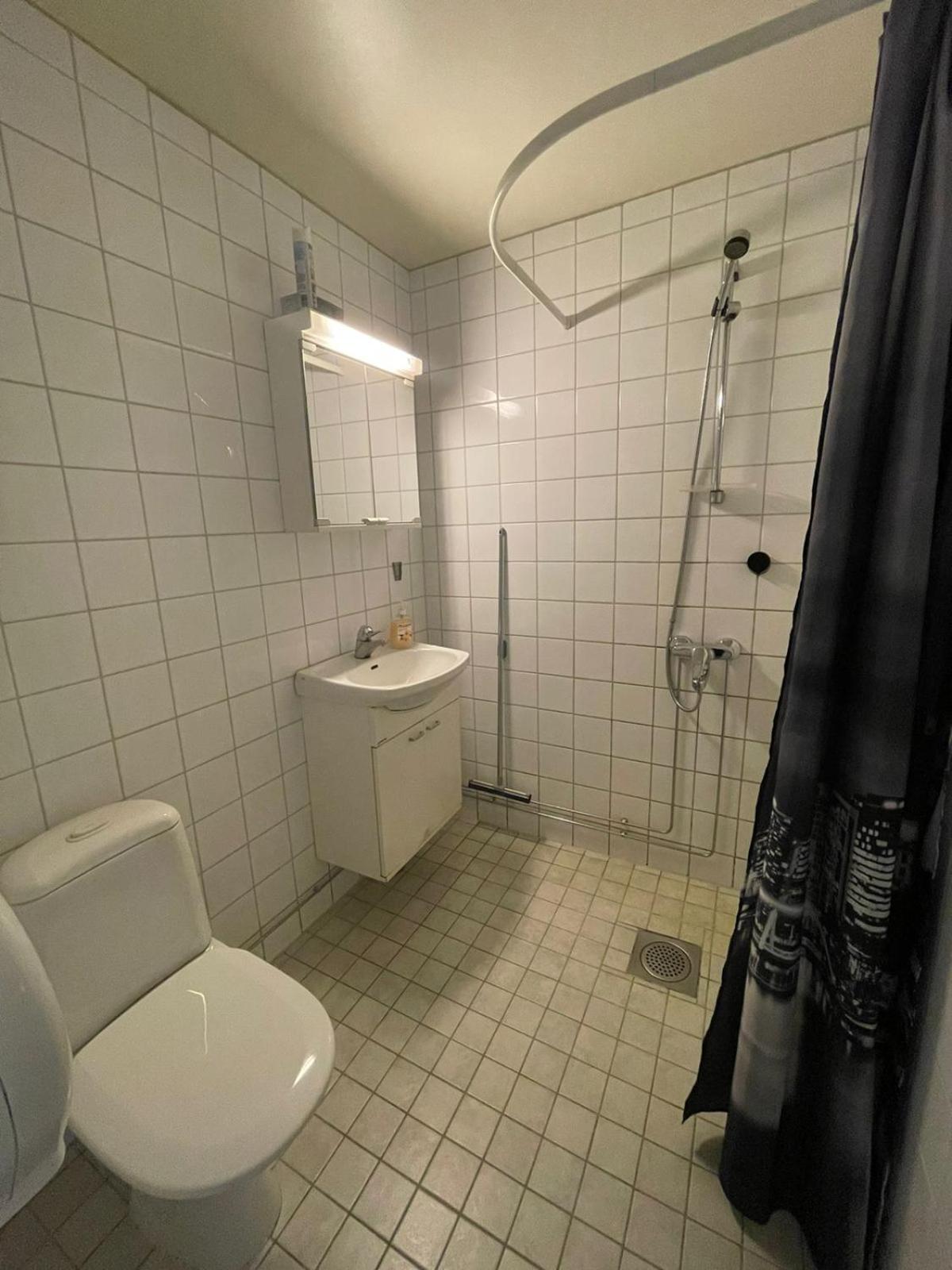 Twin Room - Photo 1