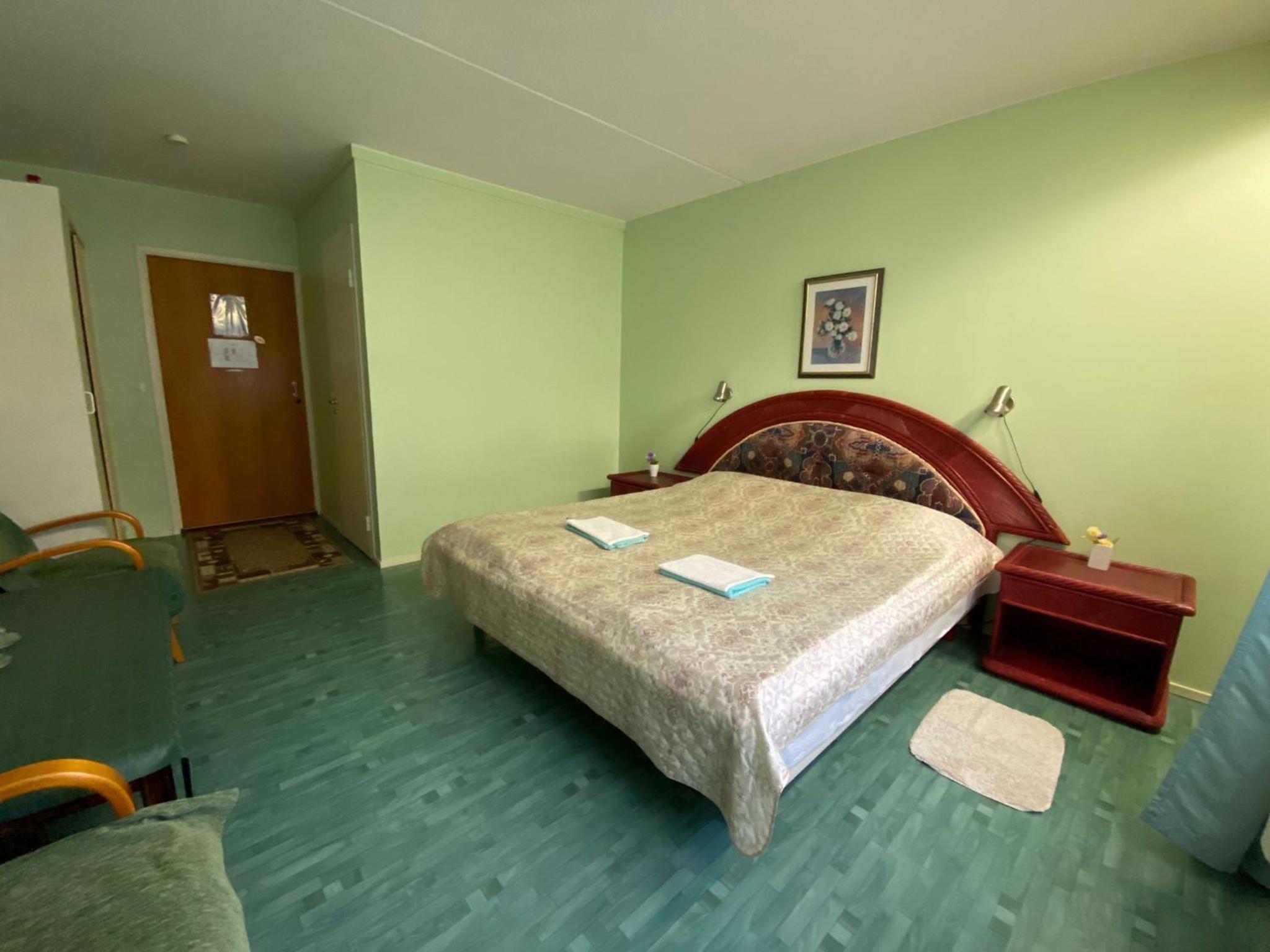 Budget Double Room - Photo 5