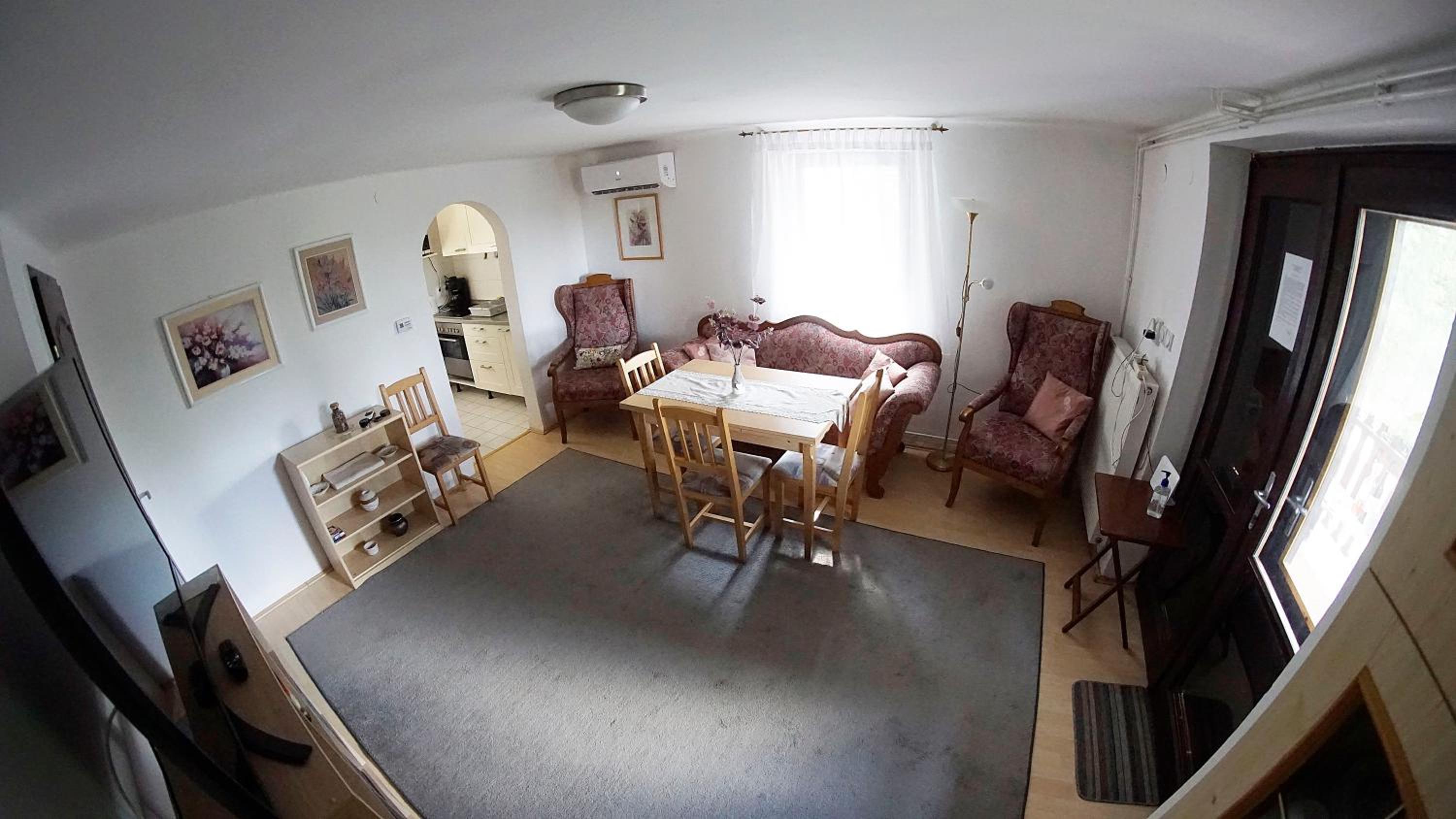 Holiday Home photo 2