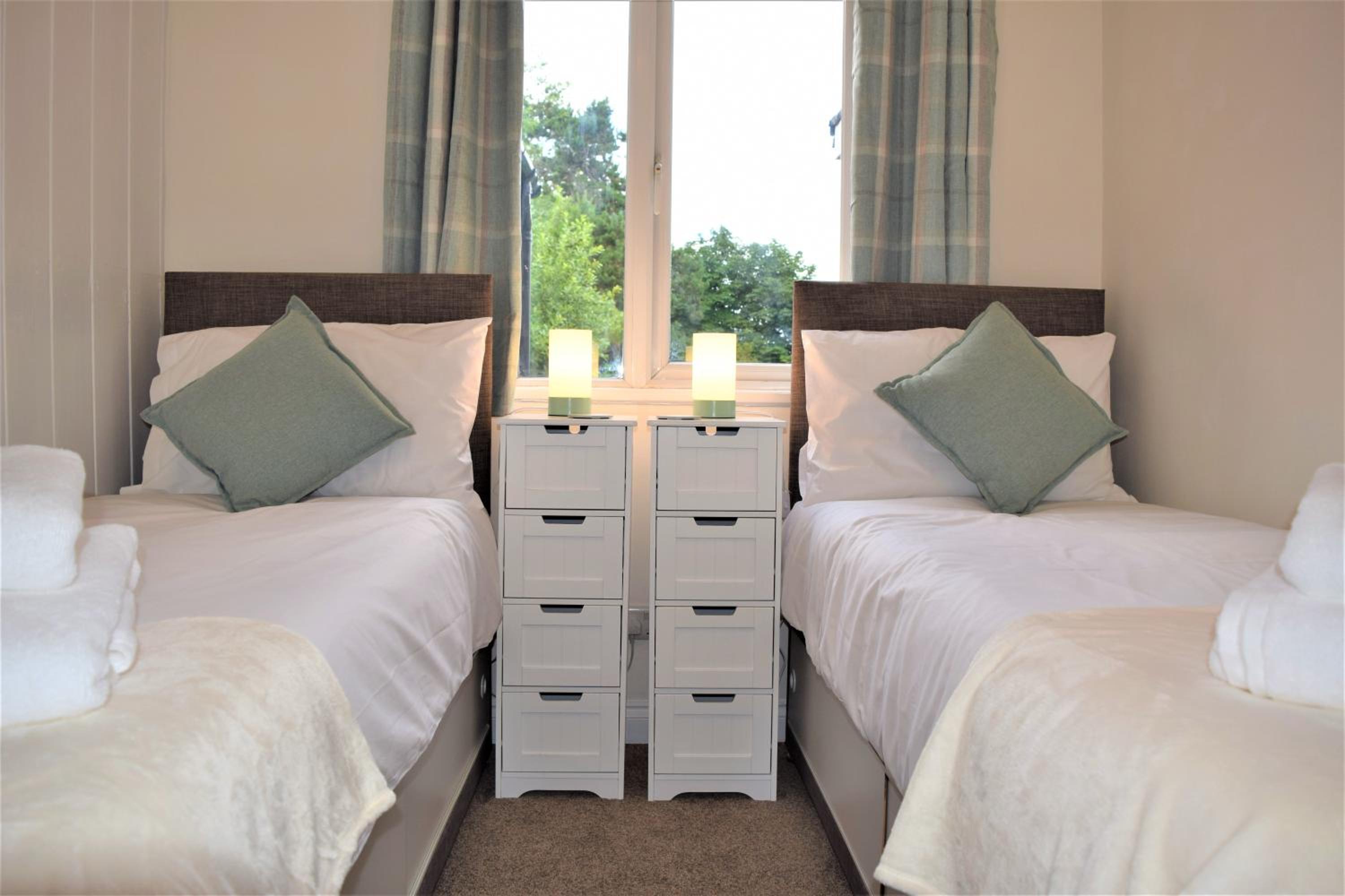 Two-Bedroom House photo 2