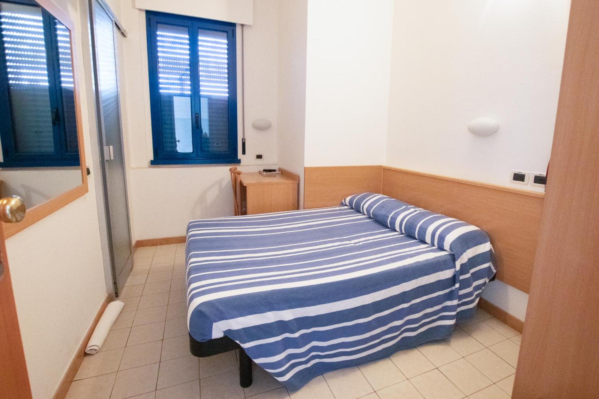Budget Single Room photo 2