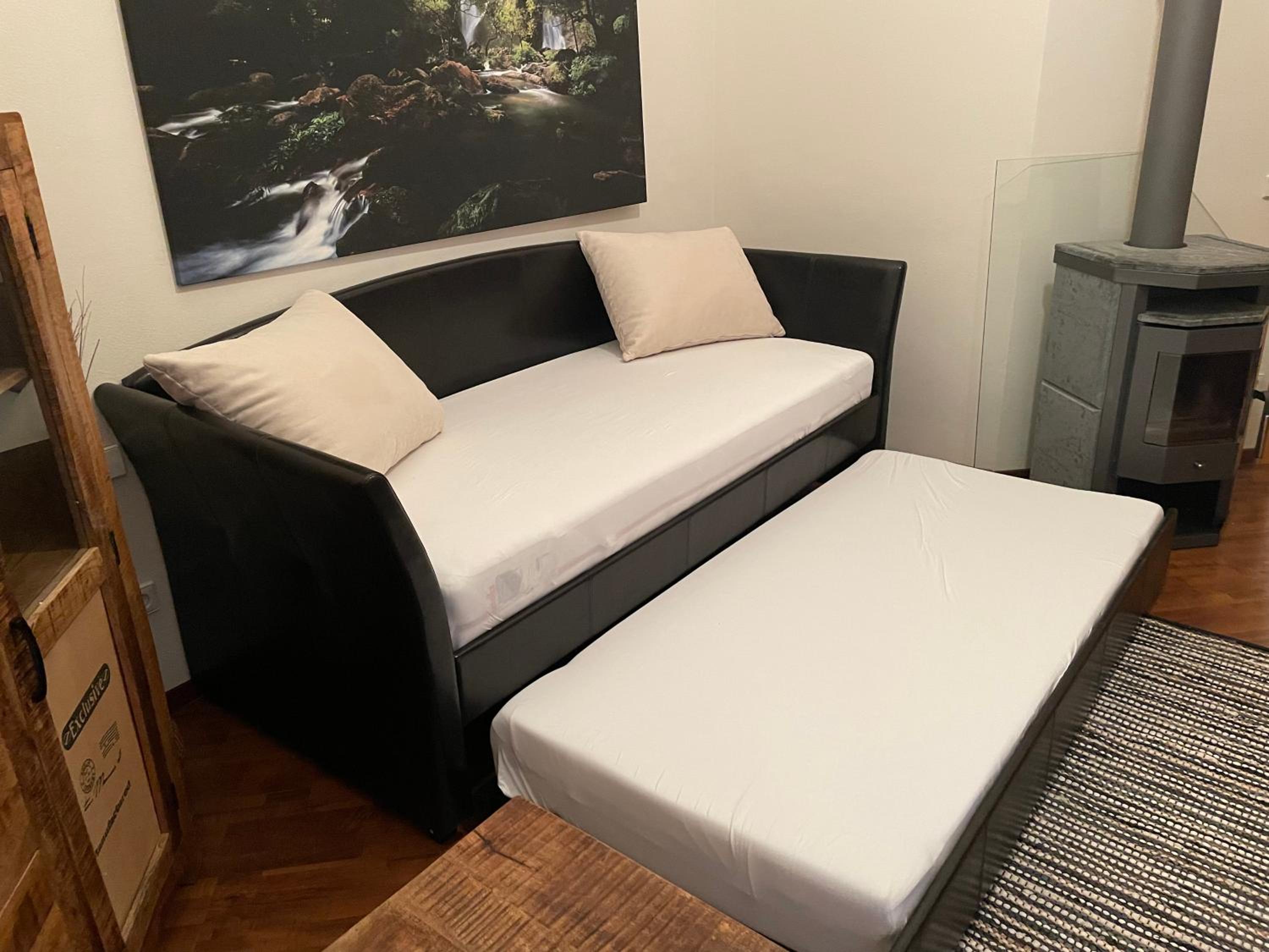 Apartment with Balcony photo 3