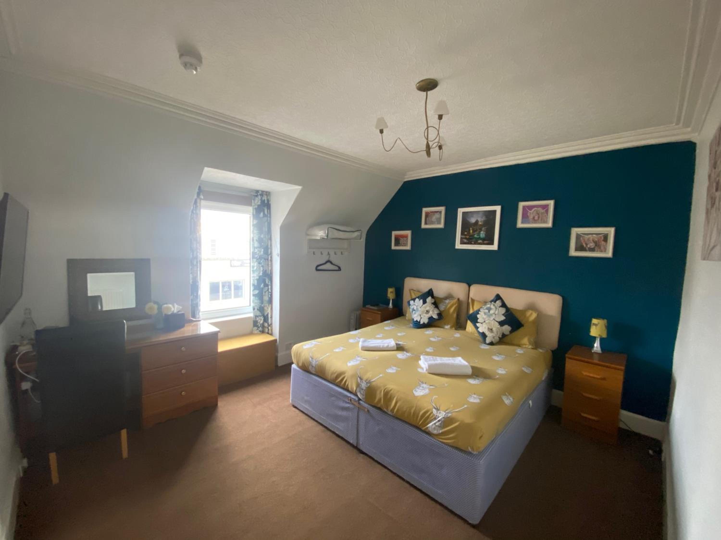 Superior King Room