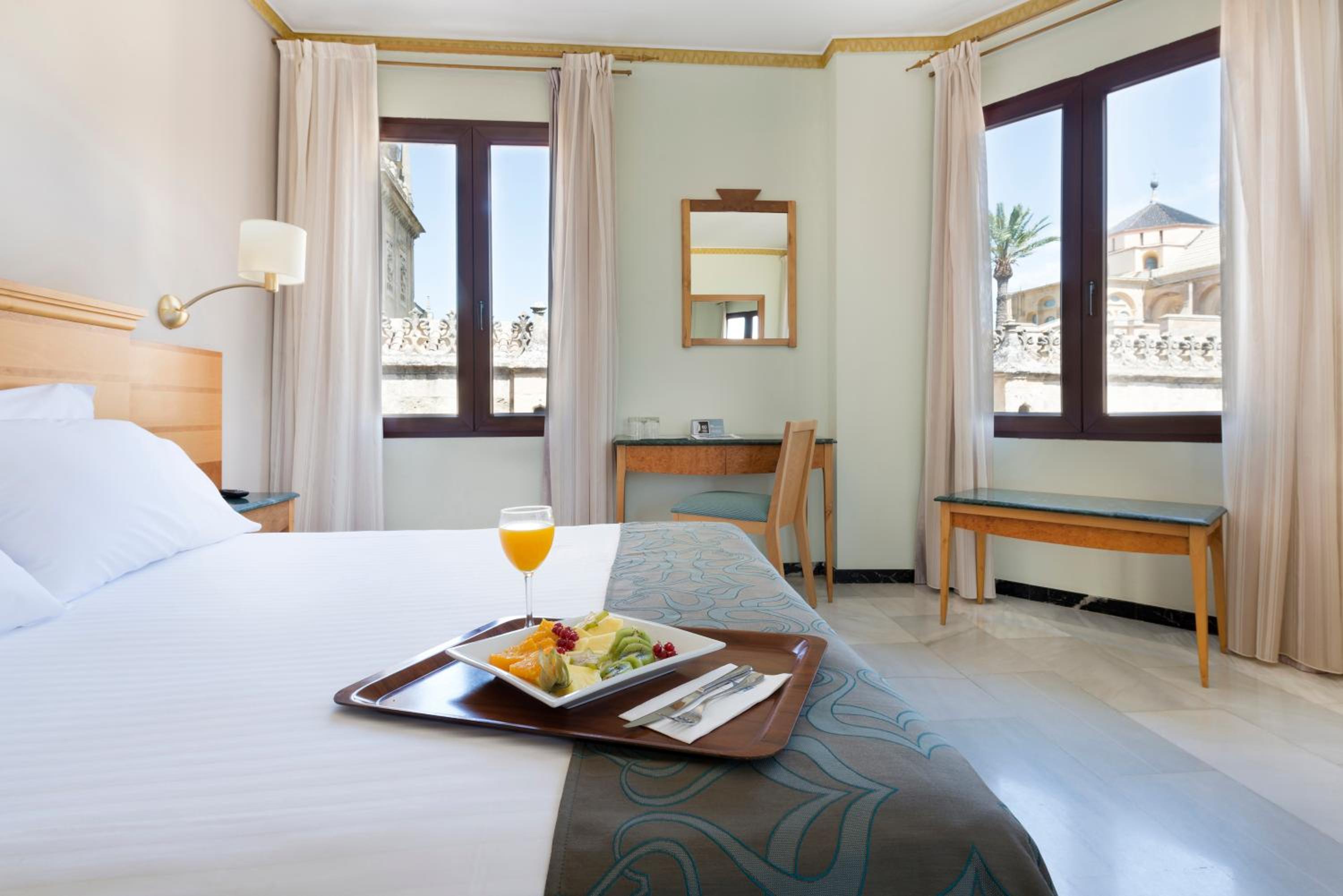 Double or Twin Room with Mosque View - Photo 1