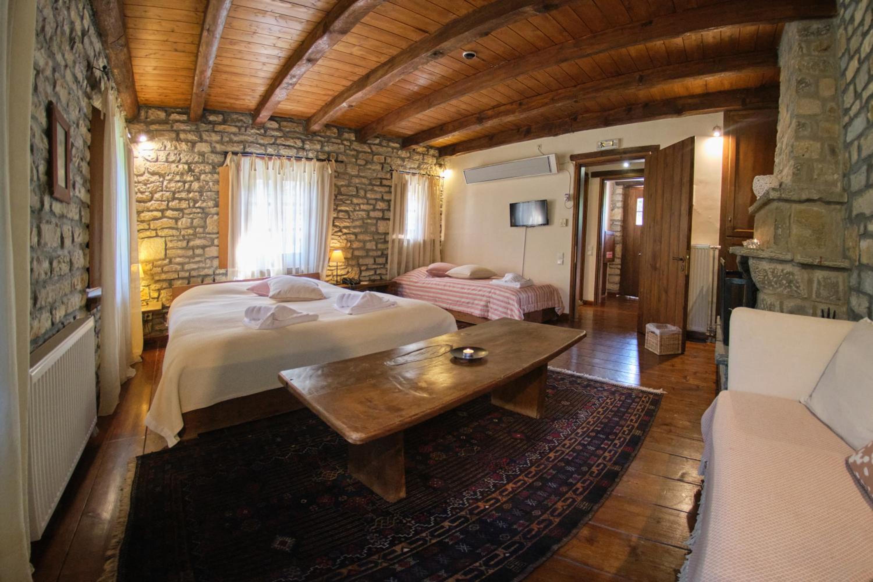 Triple Room - Photo 1