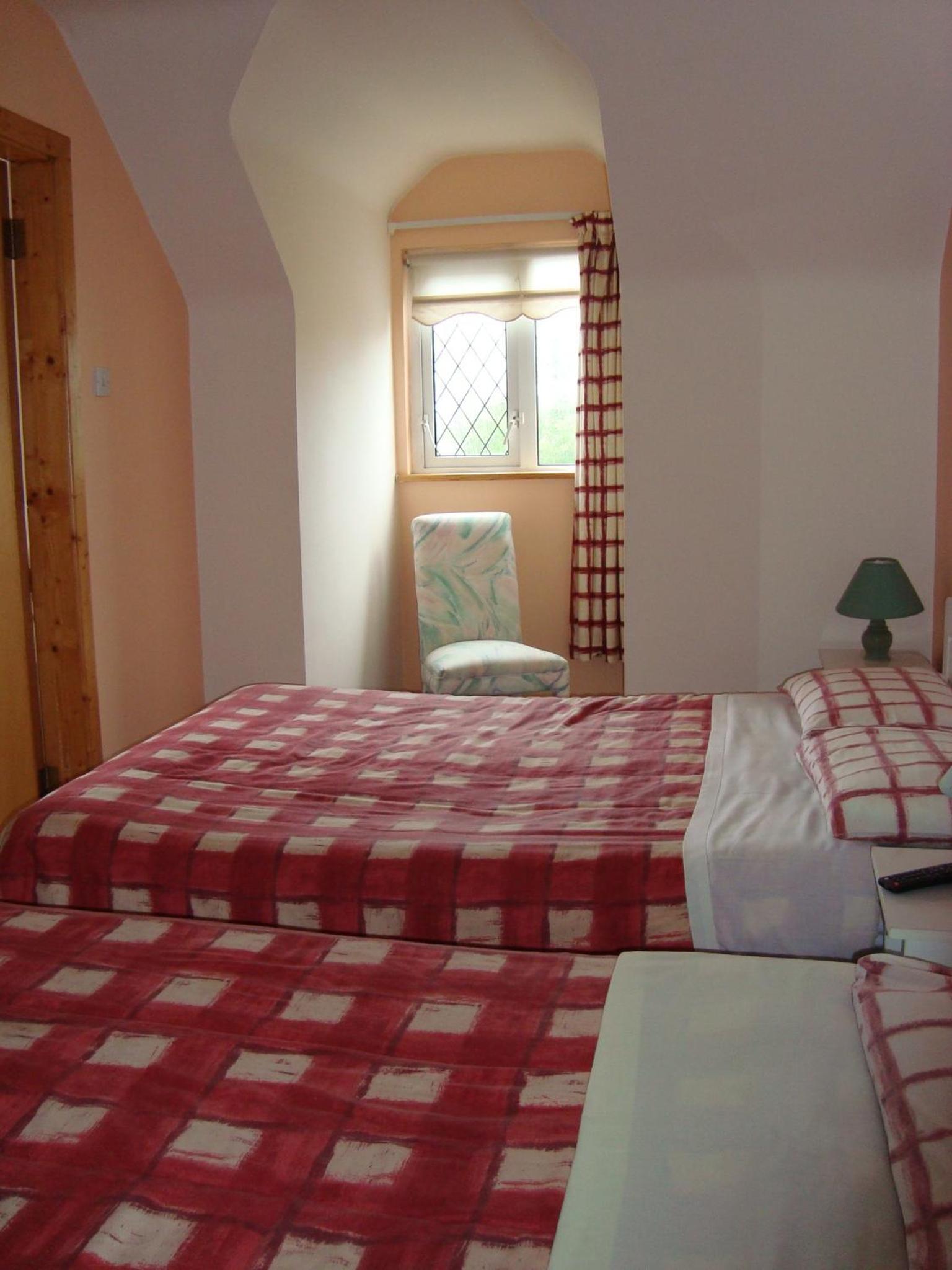 Triple Room - Photo 2
