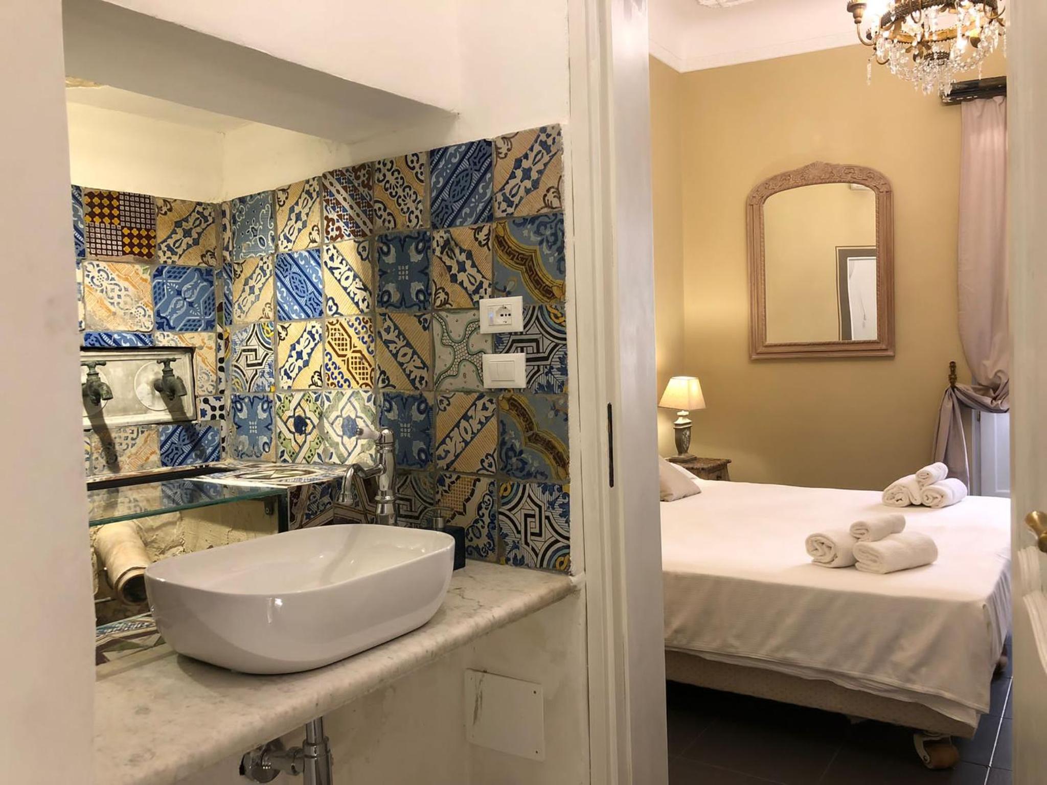 Deluxe Queen Room photo 2