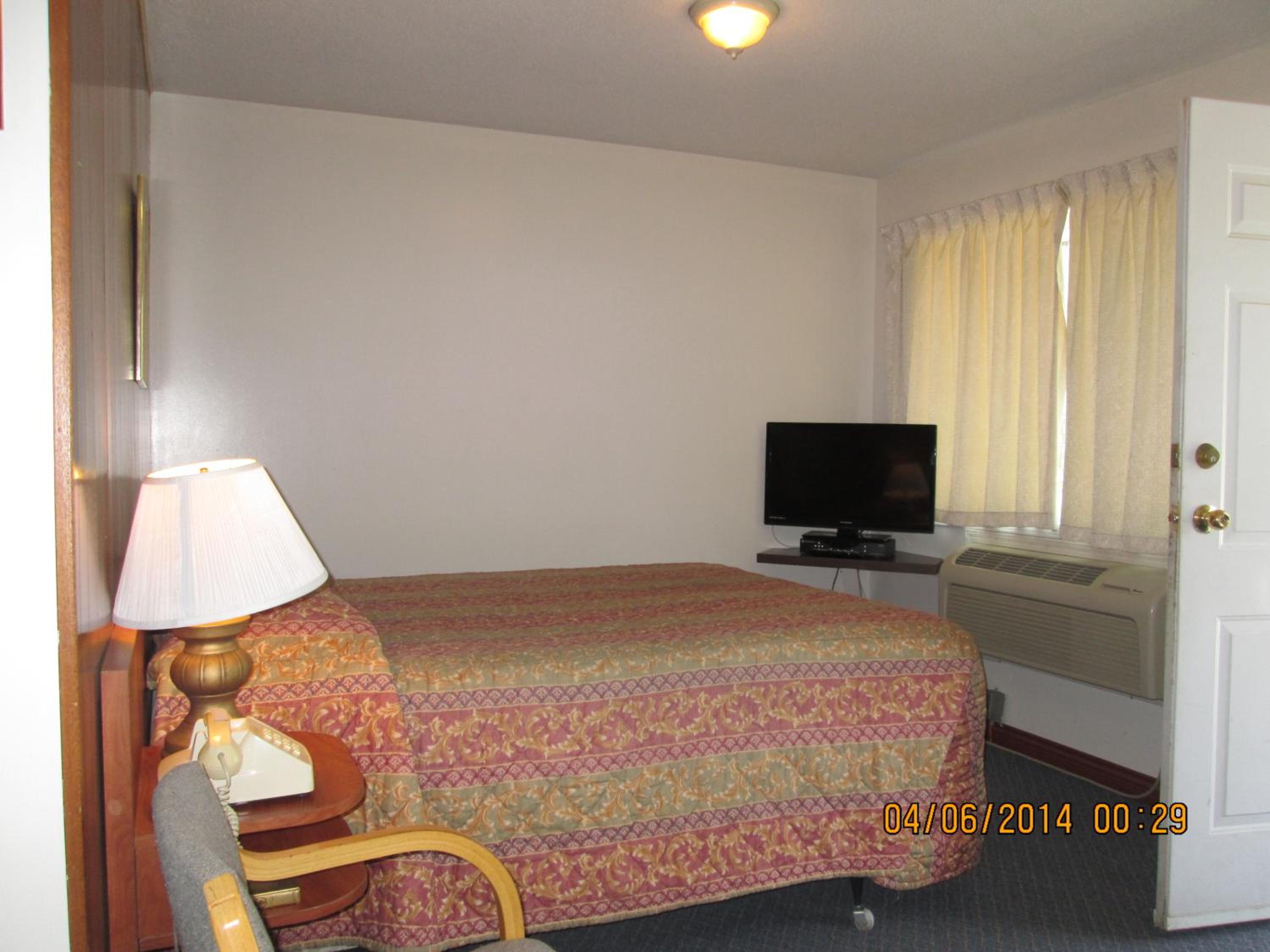 One-Bedroom Suite photo 1