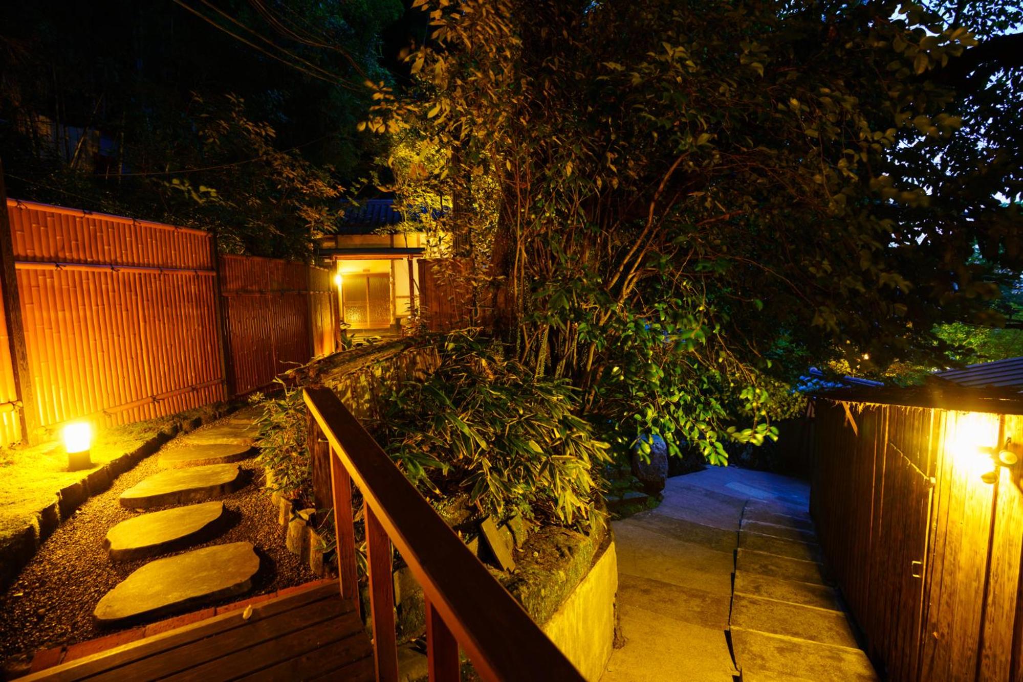 Superior Japanese-Style House - Annex with Open-Air Bath photo 3