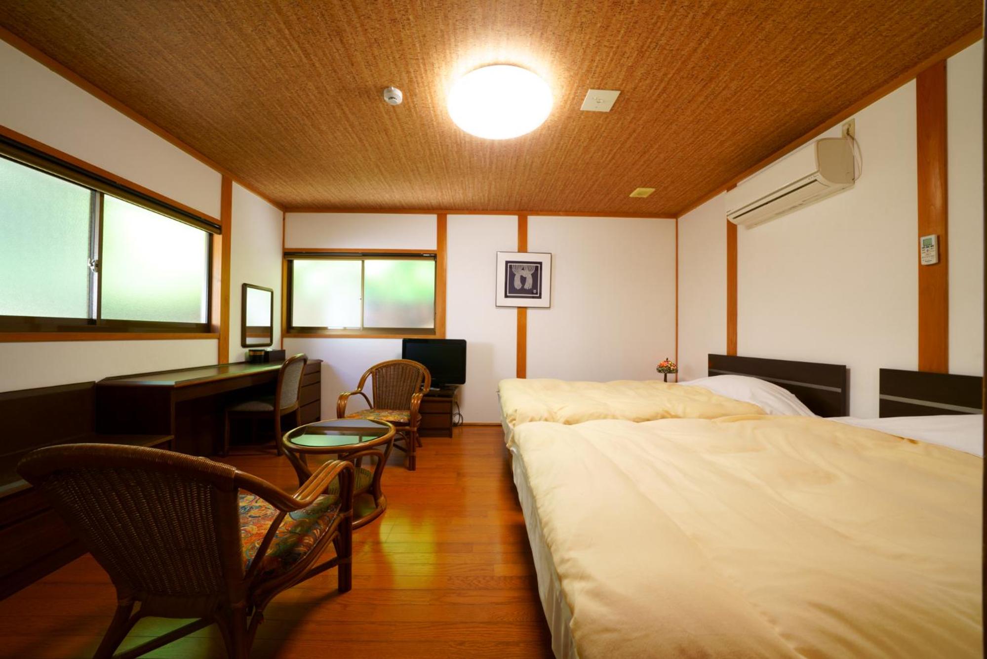 Premium Japanese-Style House - Annex  photo 3