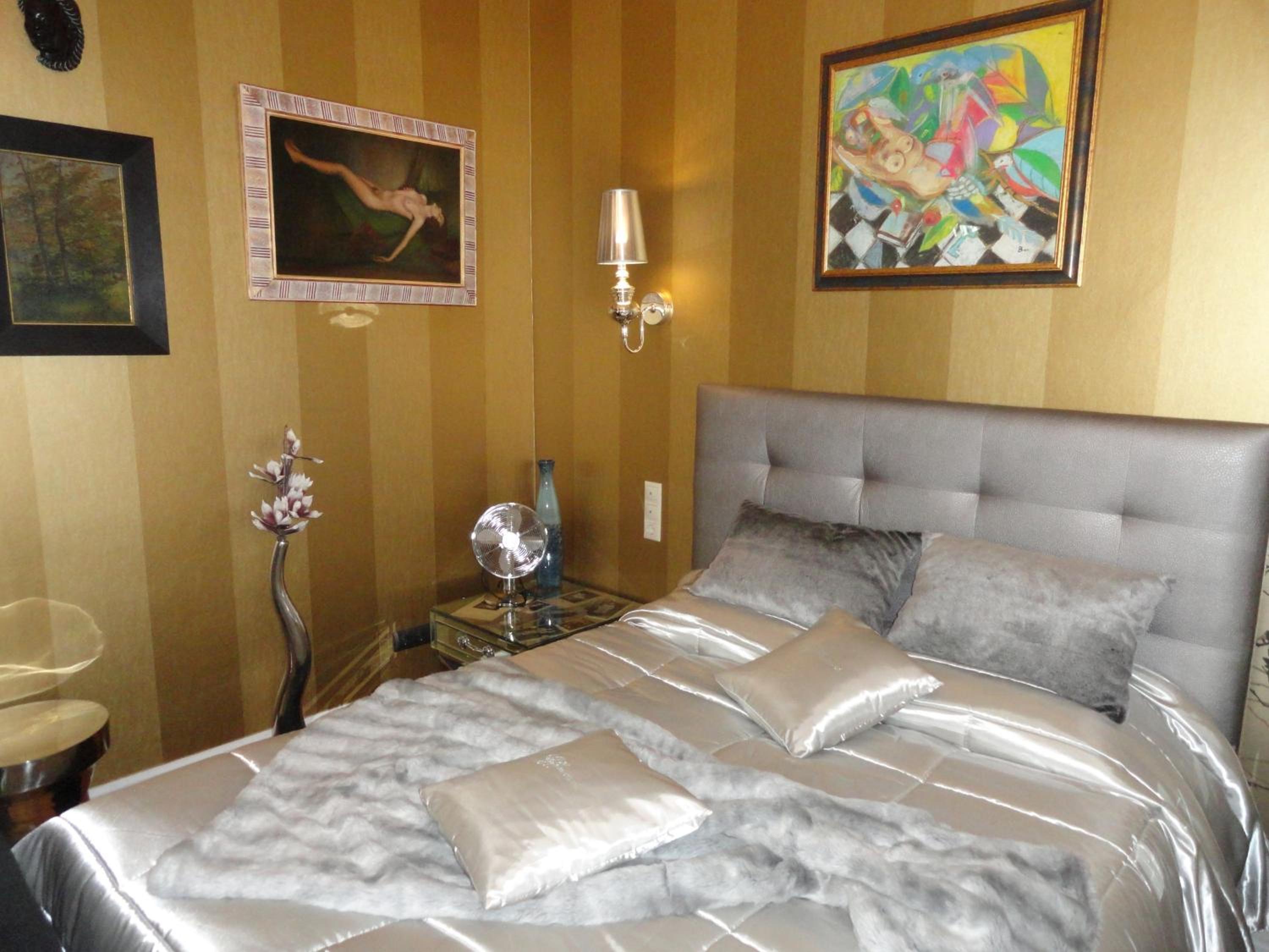 Two-Bedroom Apartment - Photo 120