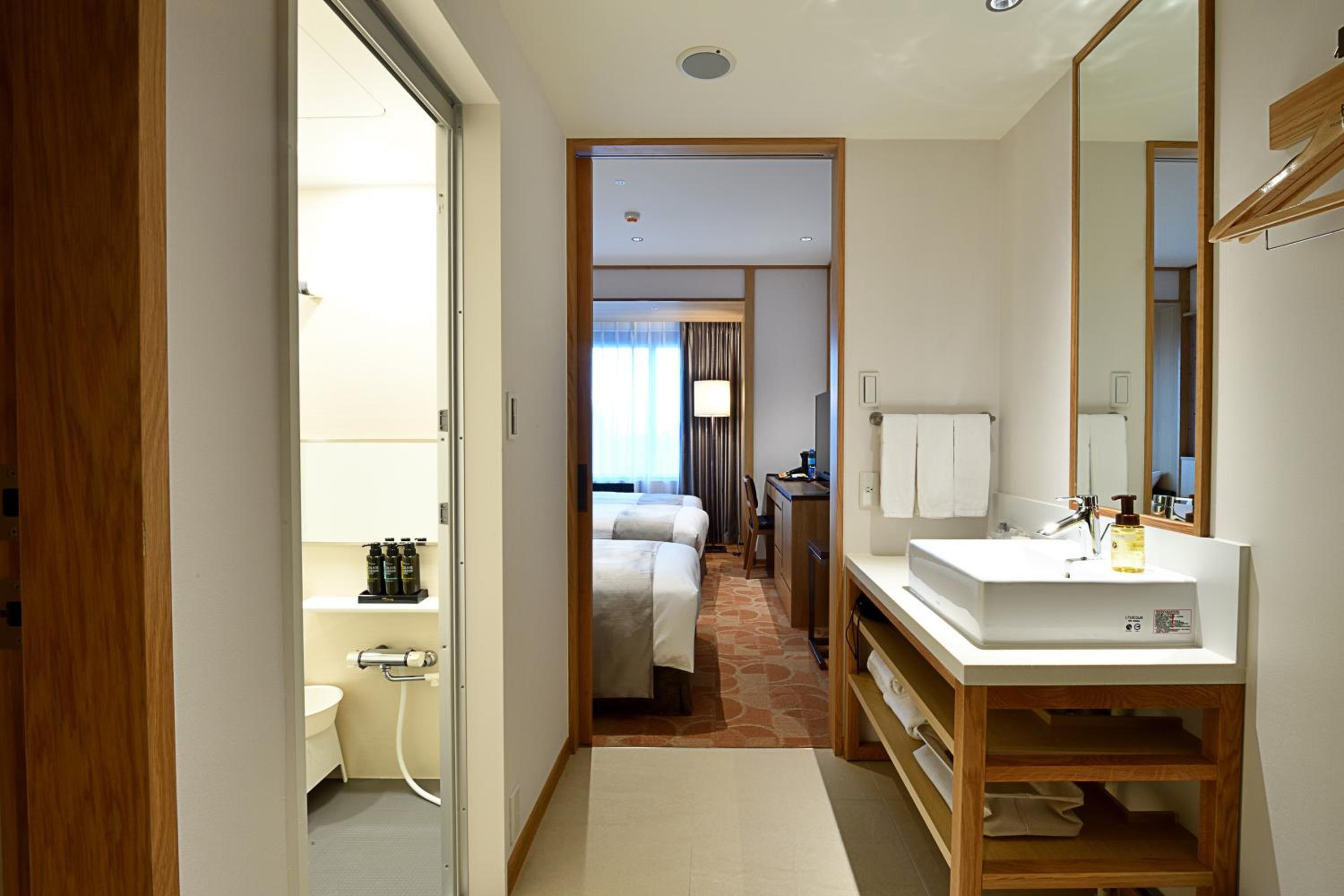 Standard Twin Room with Sofa