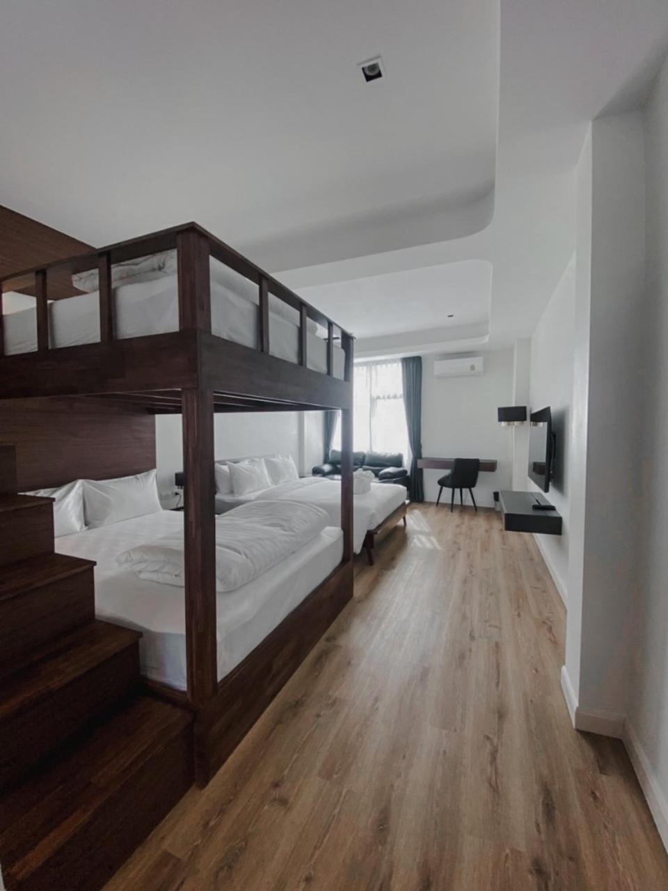 Family Junior Suite - Photo 9
