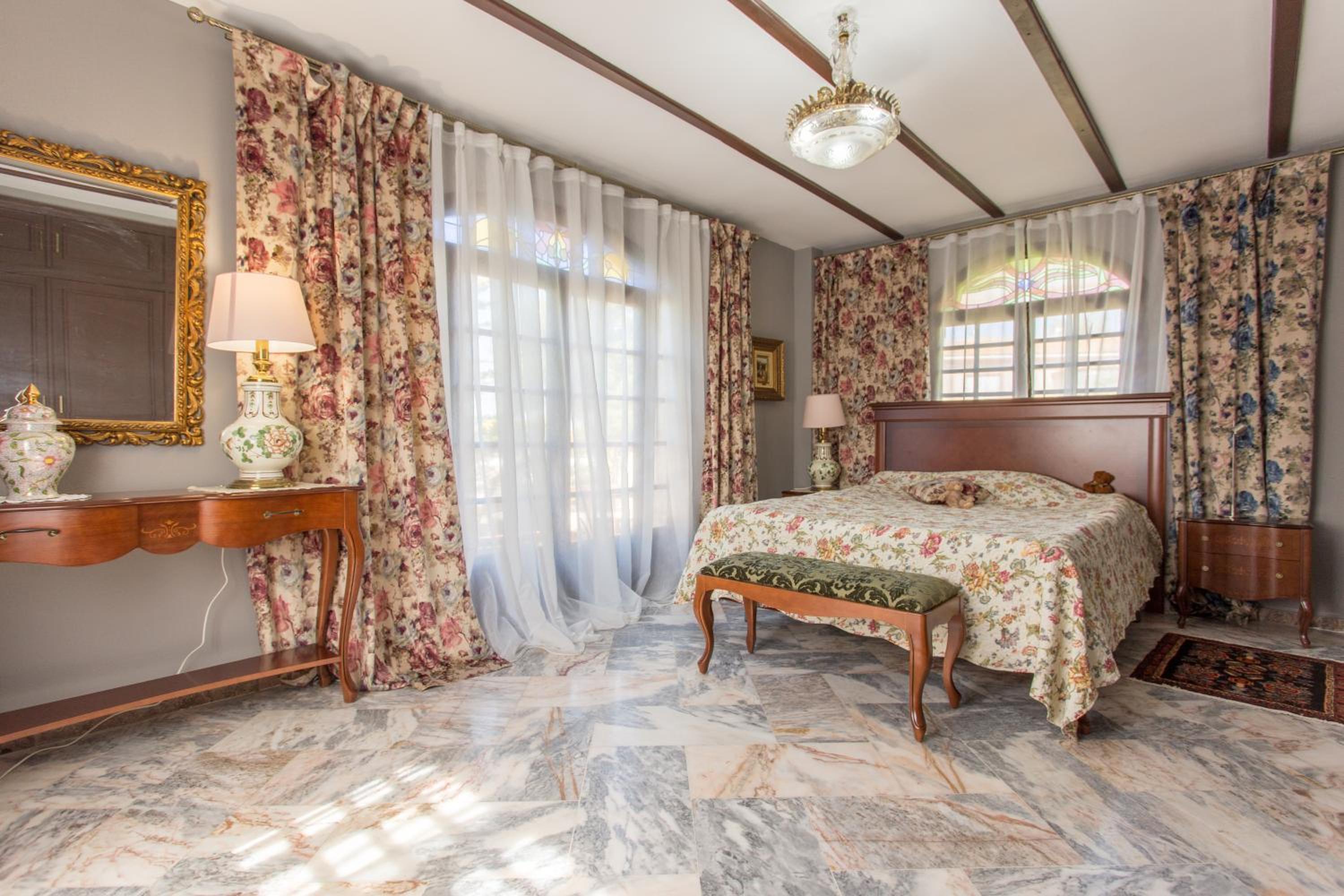 Family Room with Balcony - Photo 3
